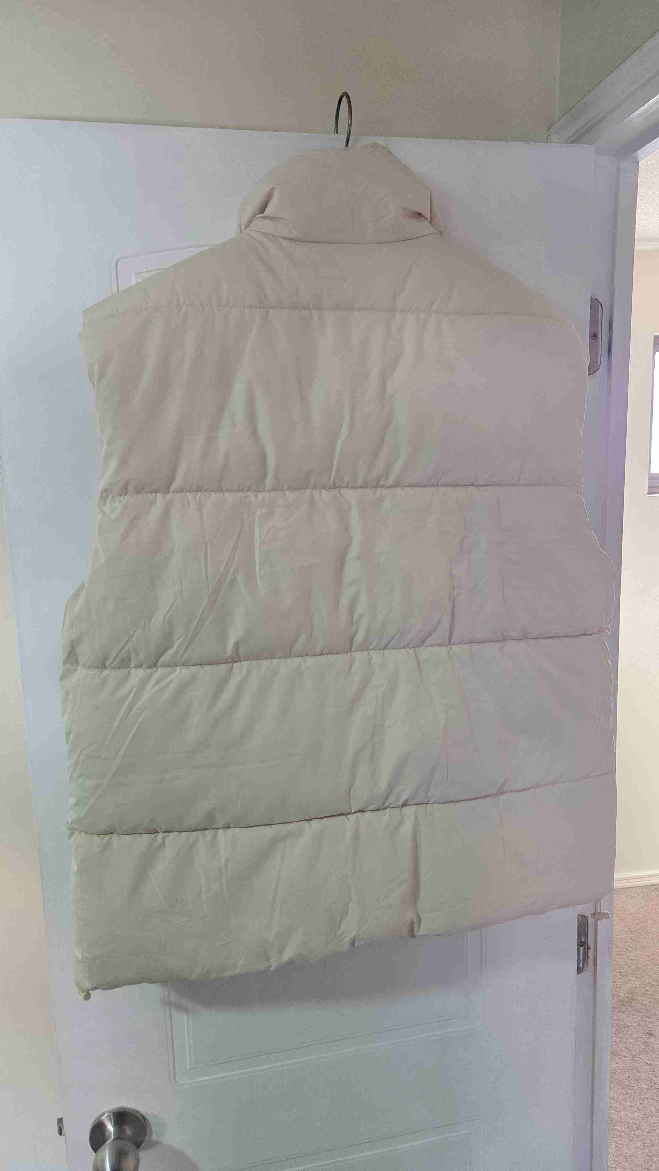 Chaleco acolchado beige sin mangas - miniatura 3