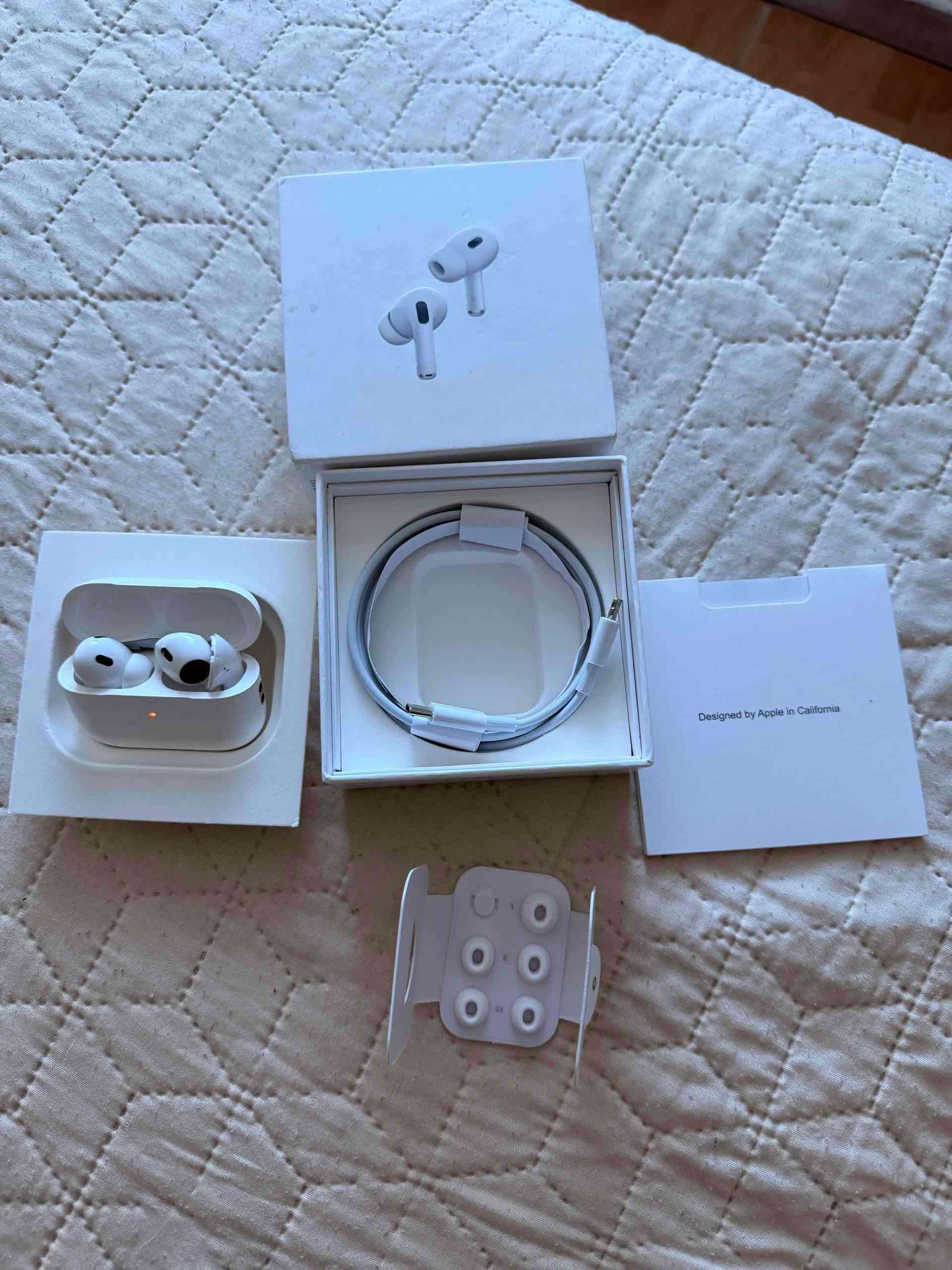 AirPods Pro 2da generación solo IZQUIERDO - miniatura 2