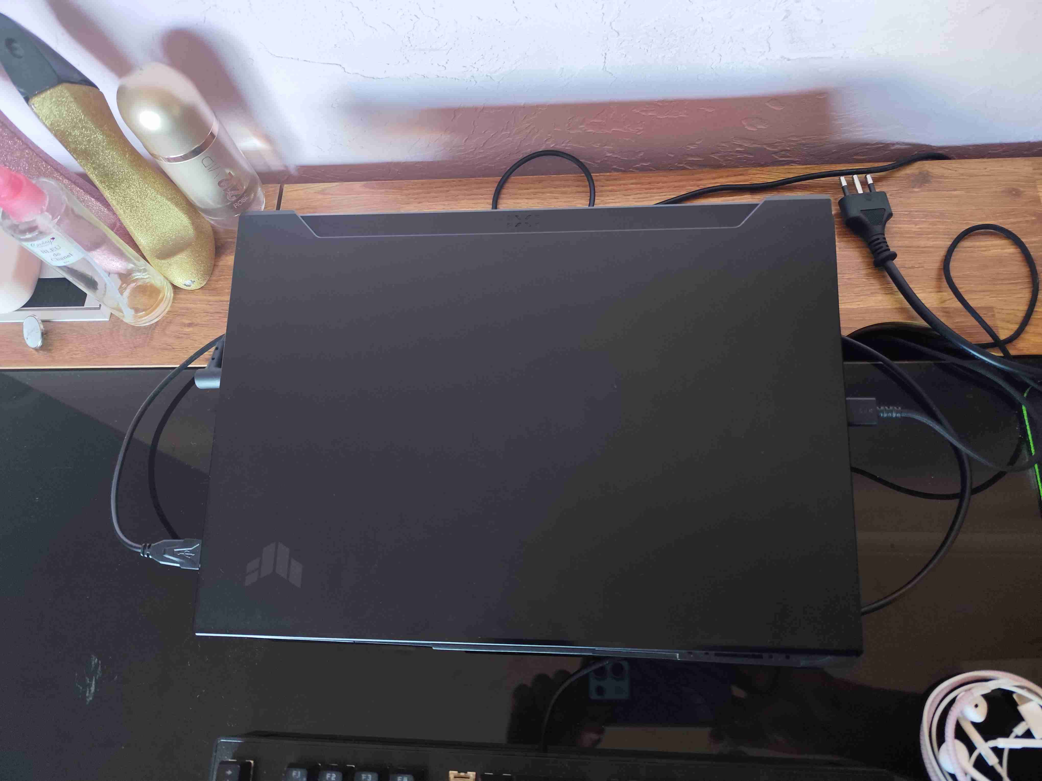 Notebook Gamer ASUS F15 - miniatura 2