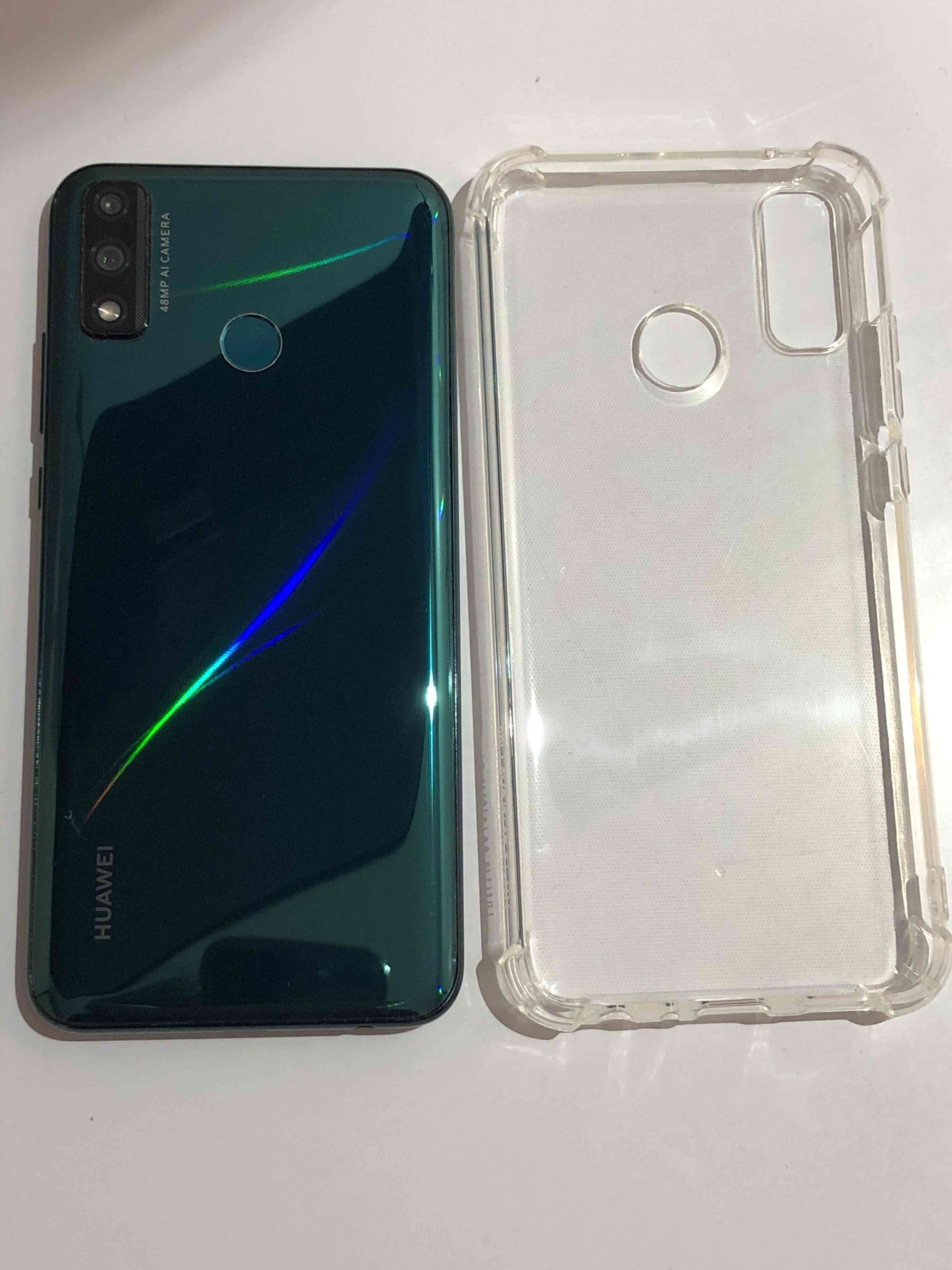 Smartphone Huawei Y8S con funda transparente - miniatura 2