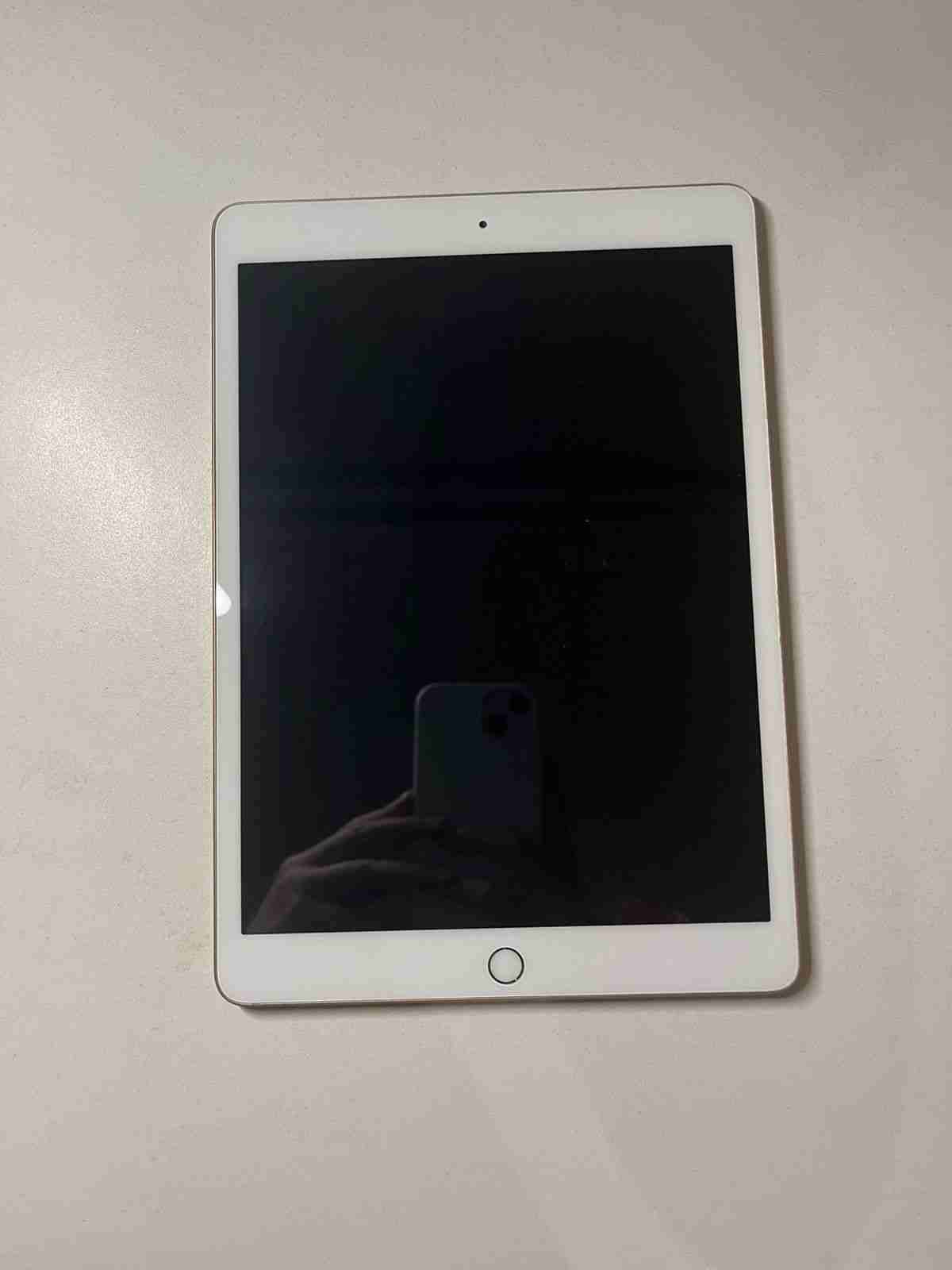 Ipad 10.2, gen 8 32 g 2020 - miniatura 1