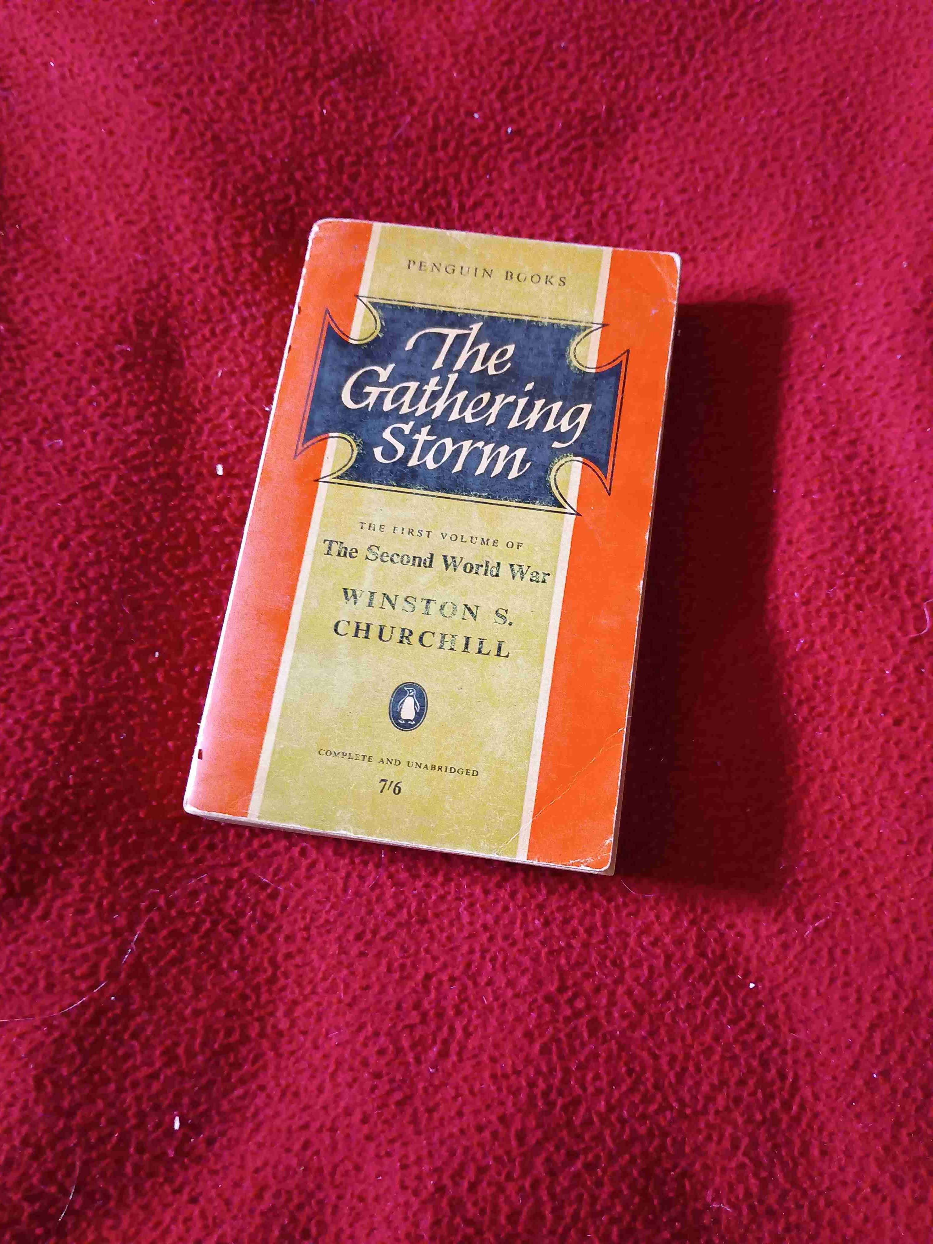 Libro 'The Gathering Storm' de Churchill - miniatura 1