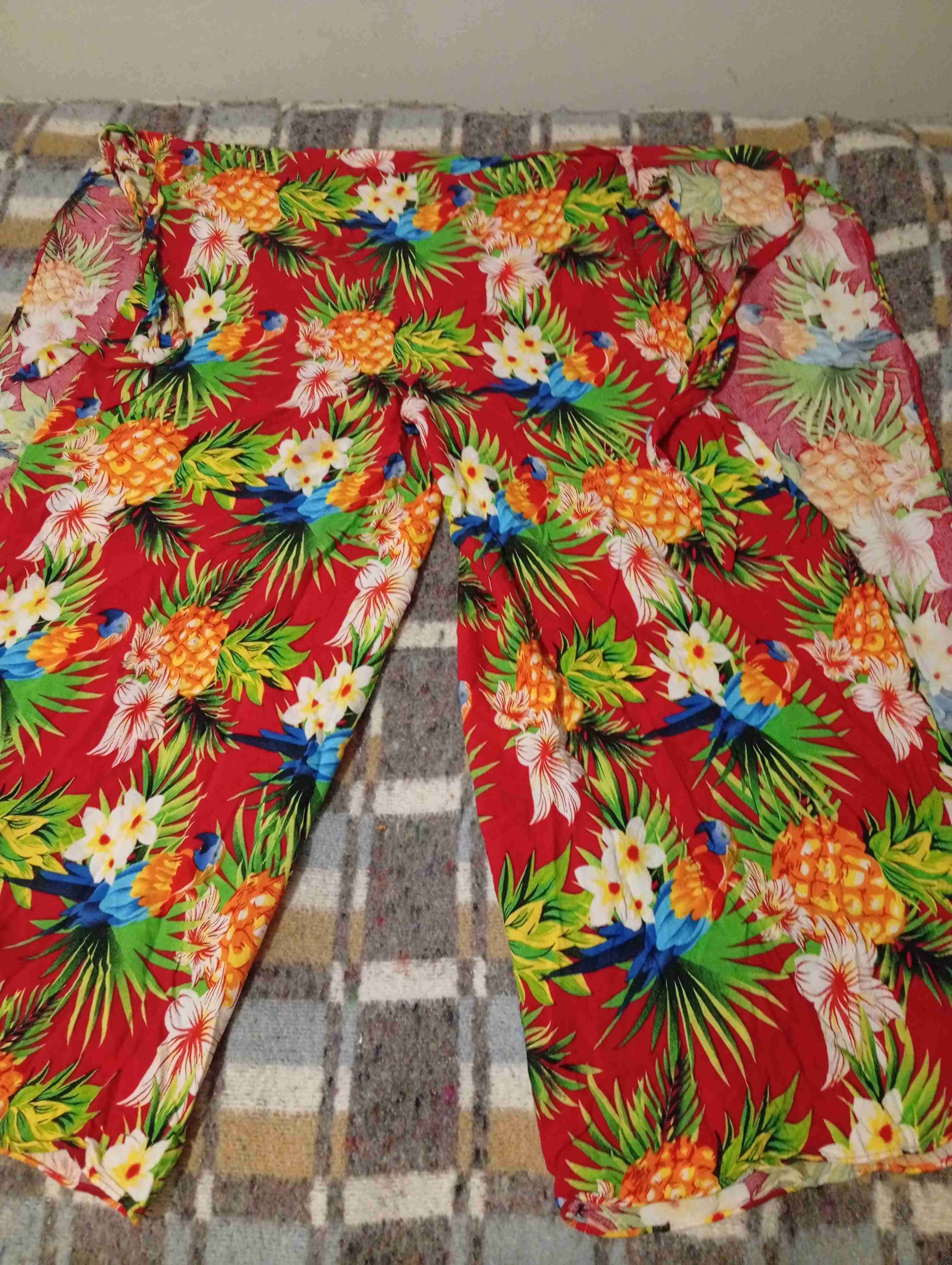Blusa tropical floral roja conjunto,falda pantalón - miniatura 3
