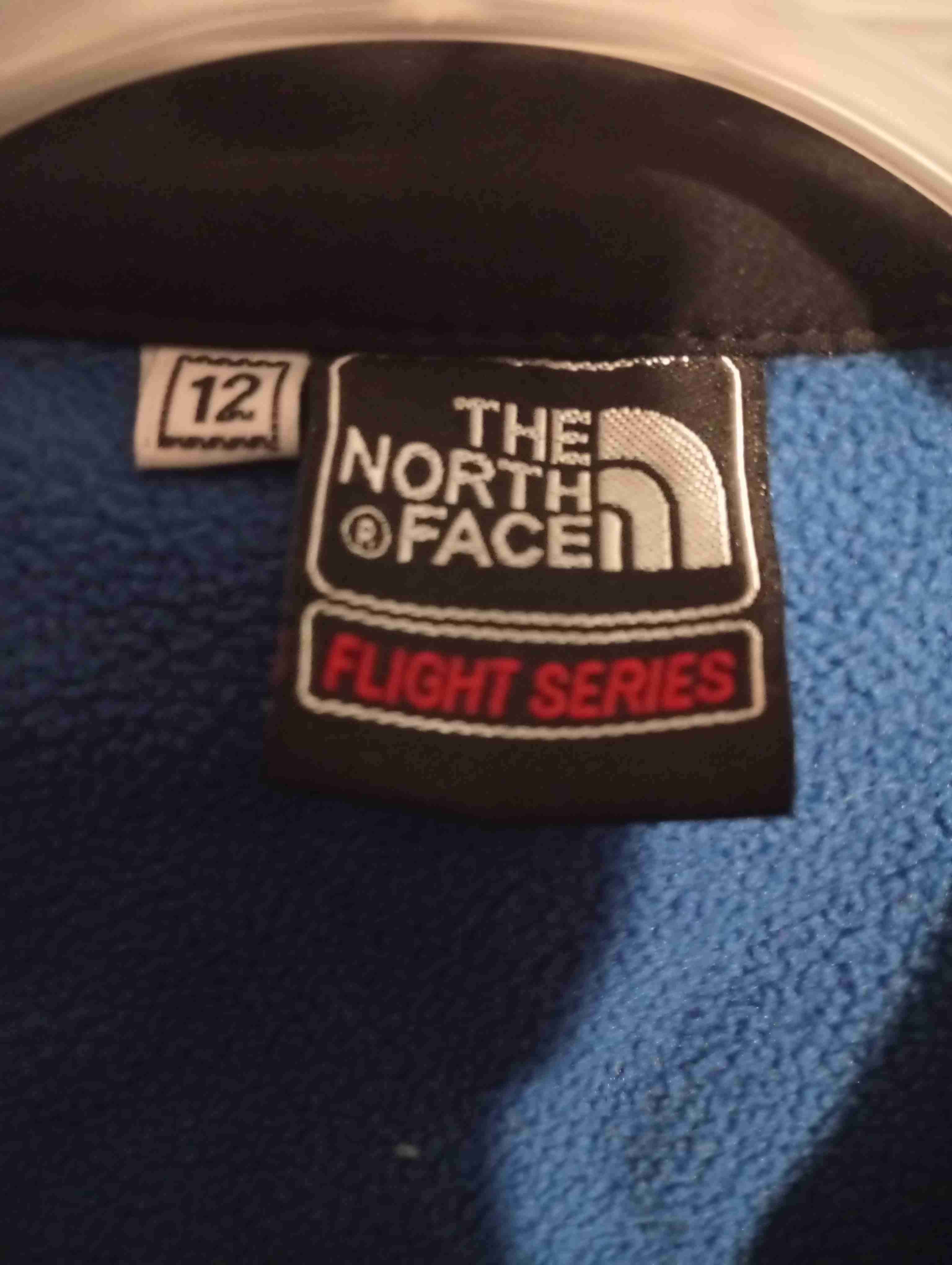 Chaqueta polar negra y azul North Face - miniatura 3