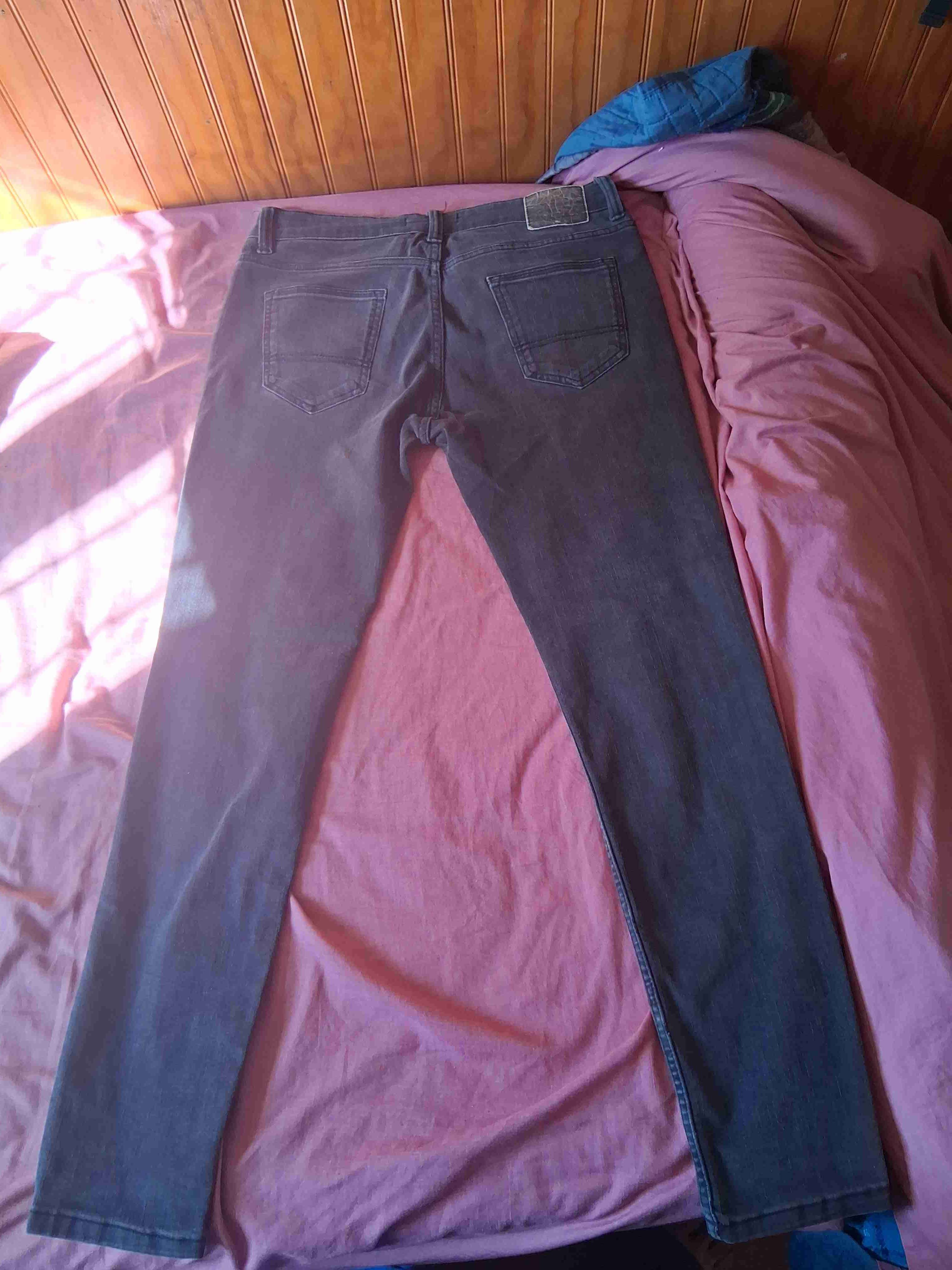 Jeans gris oscuro de hombre - miniatura 2