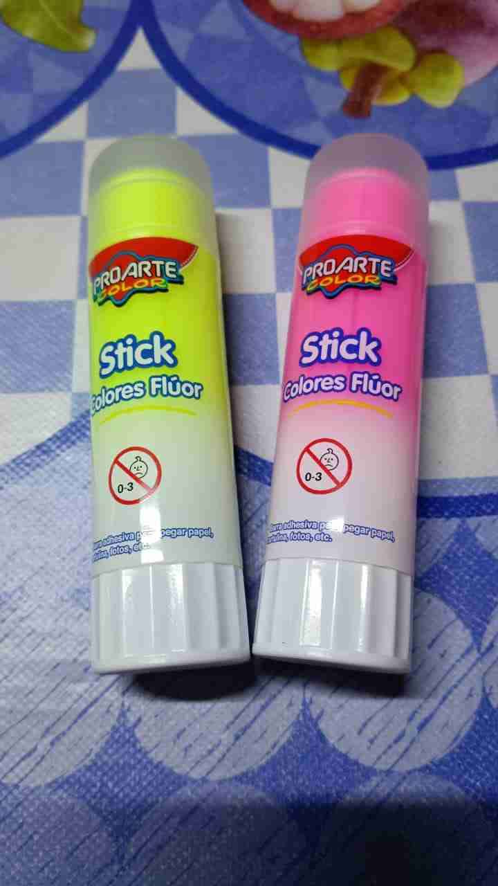 Sticks adhesivos colores flúor