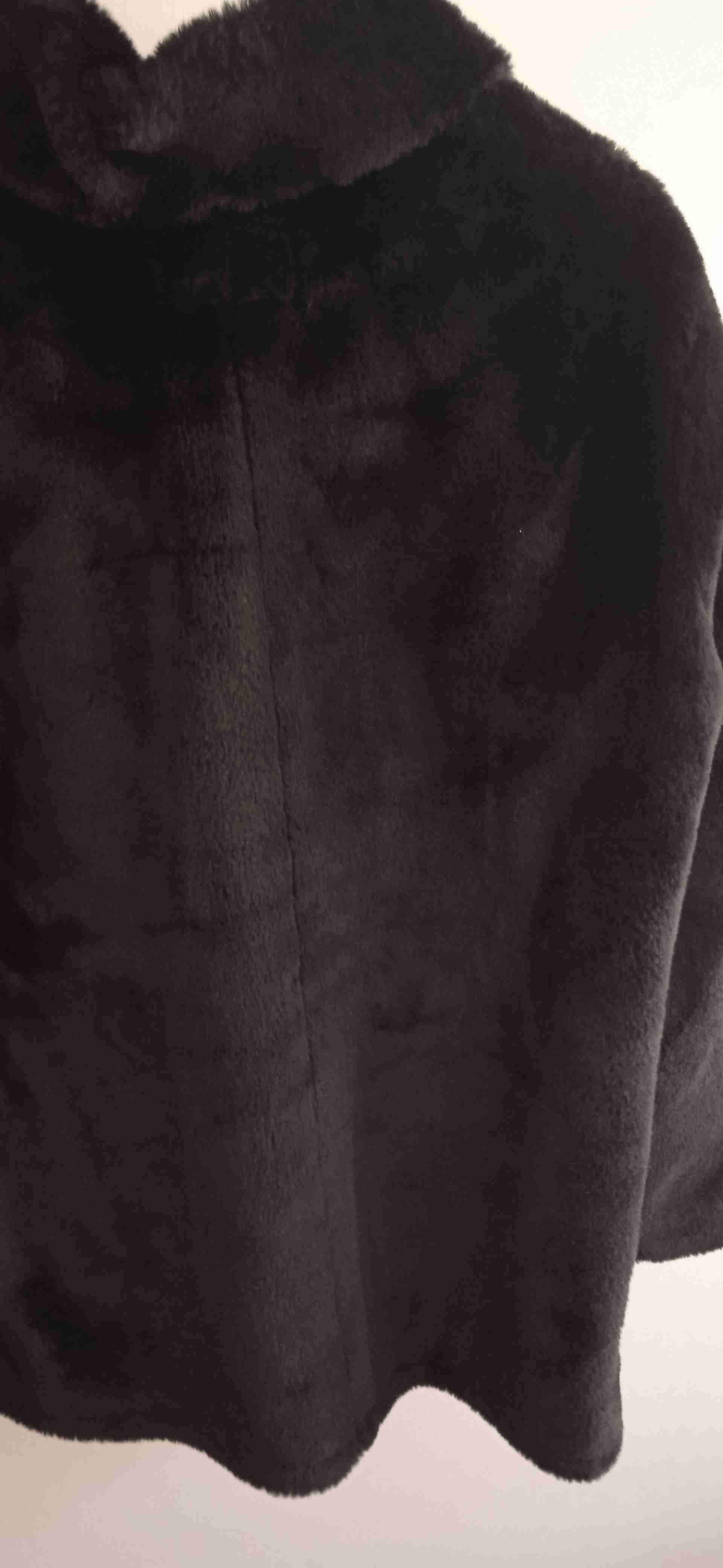 Chaqueta negra de piel sintética - miniatura 4