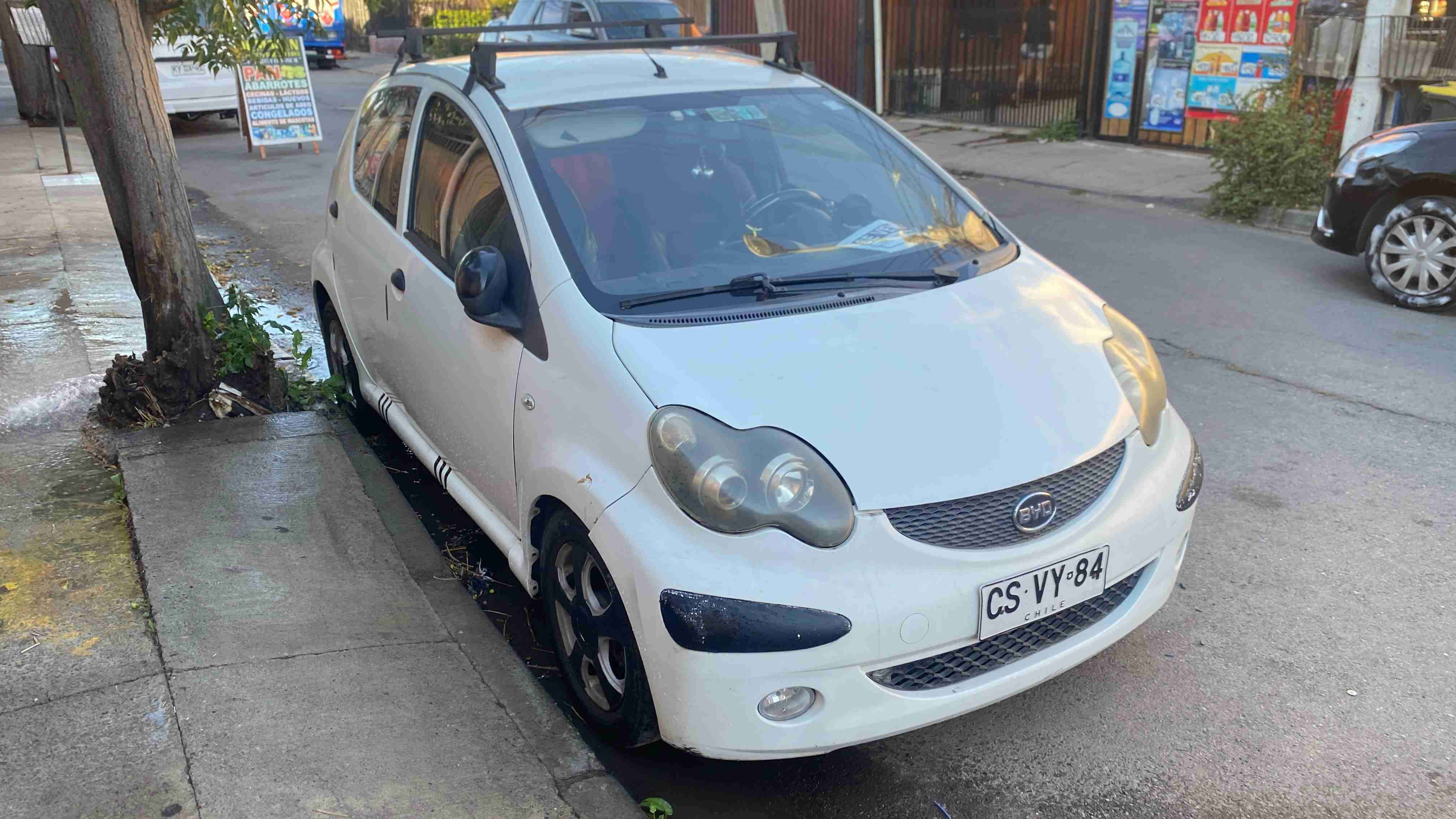 Se Vende Auto BYD - miniatura 5