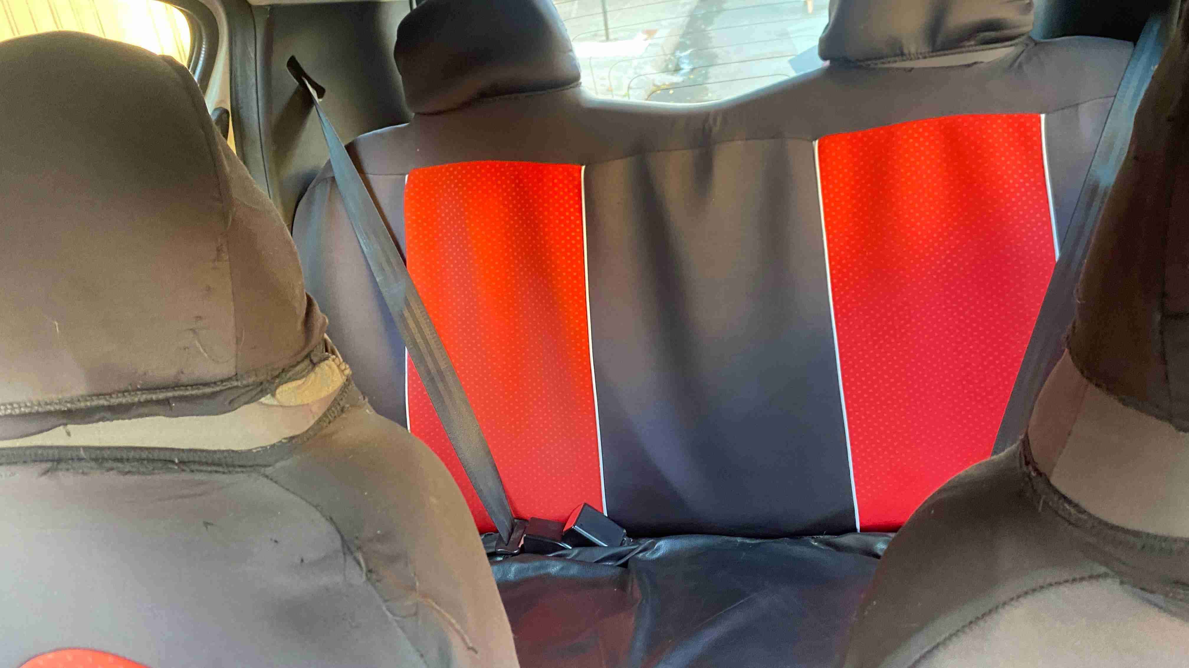 Se Vende Auto BYD - miniatura 6