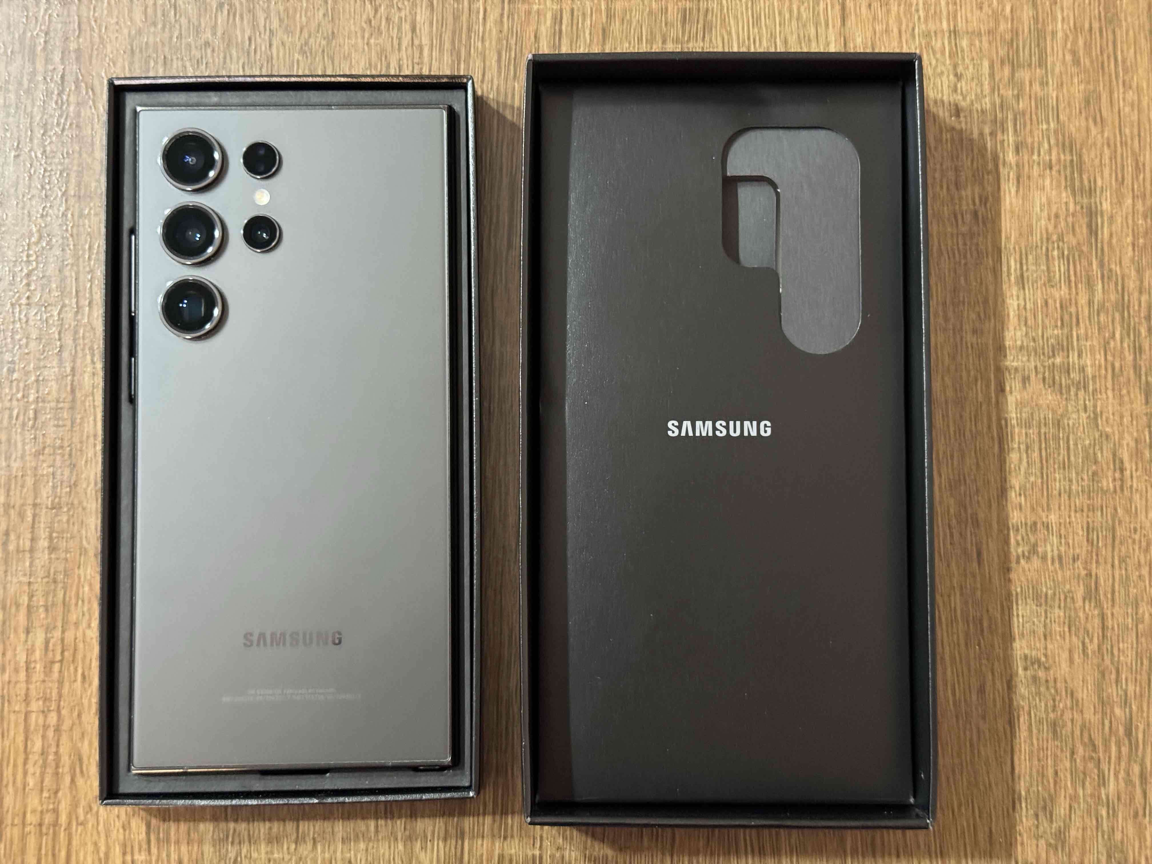 Samsung Galaxy en caja original - miniatura 1