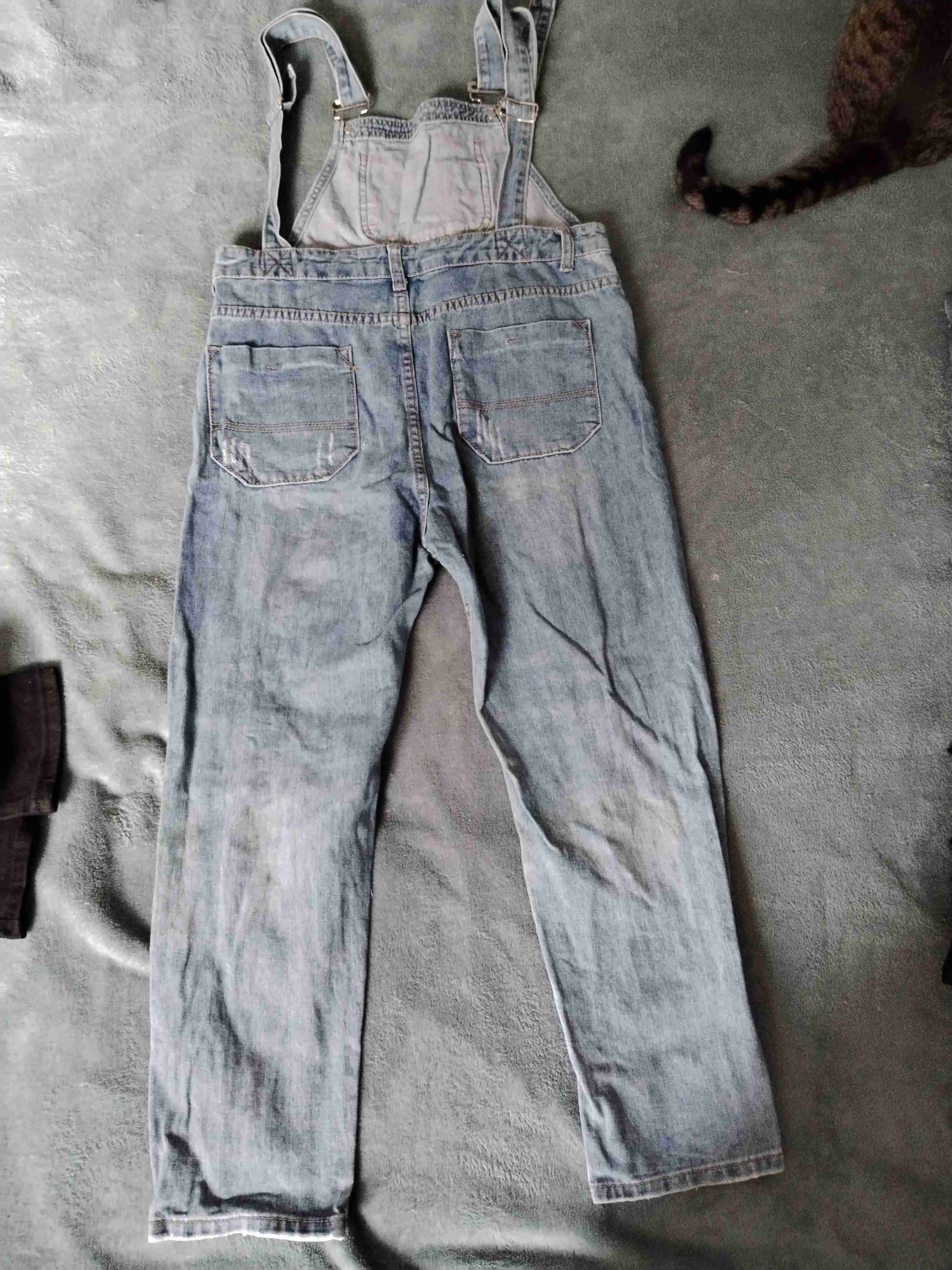 Jardineras de mezclilla desgastadas - miniatura 4