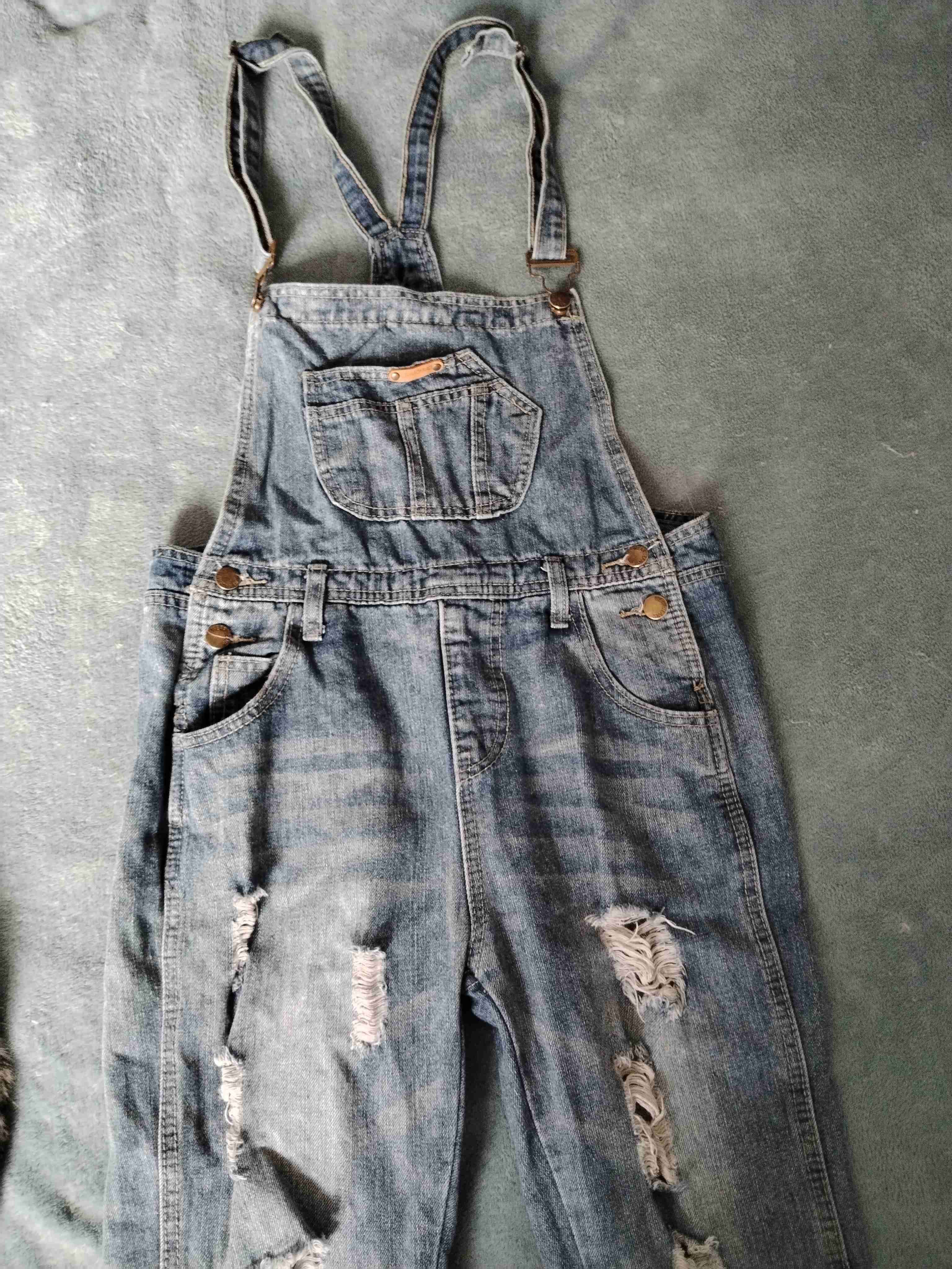 Jardineras de mezclilla desgastadas - miniatura 5