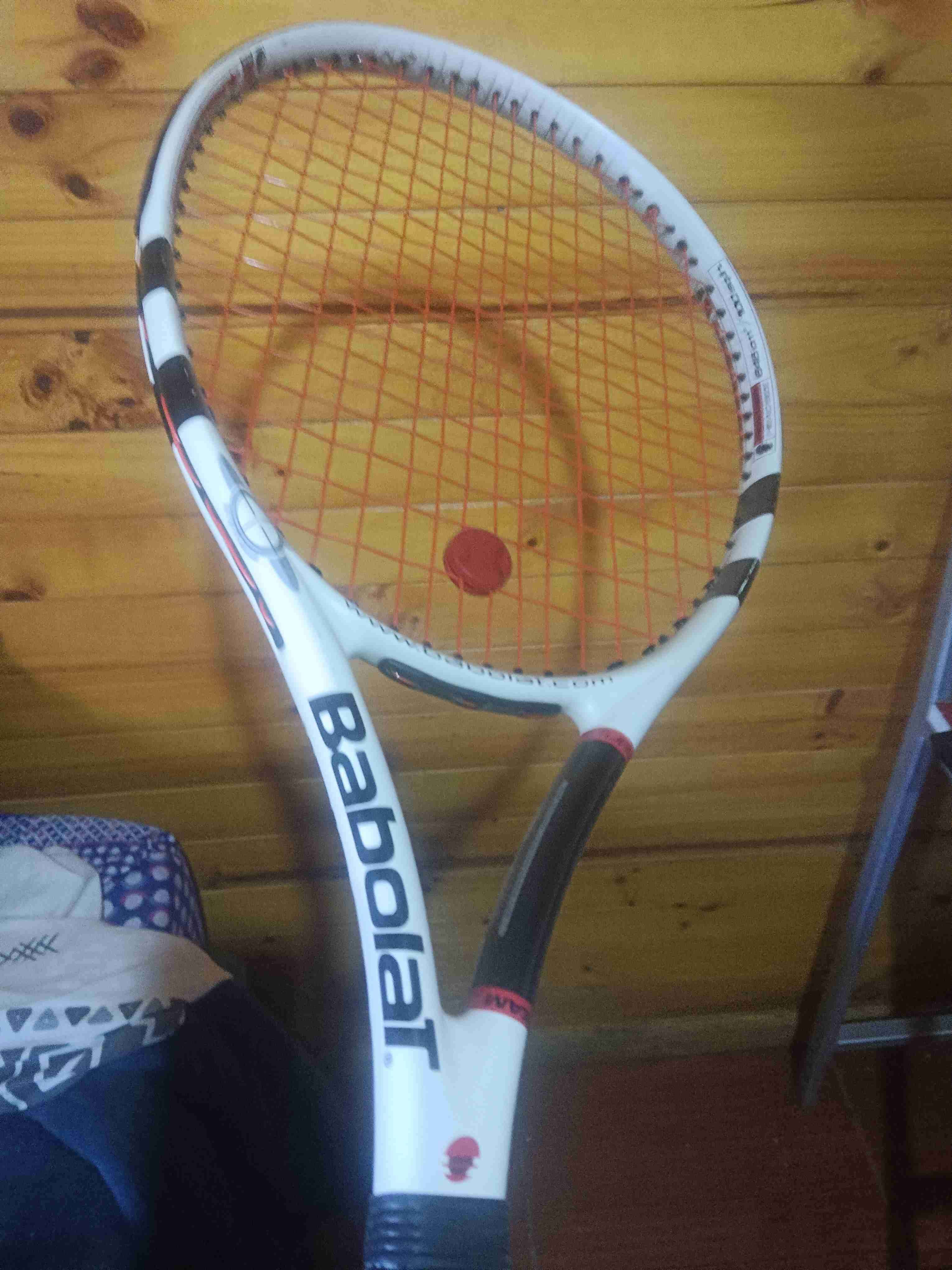 Dos raquetas de tenis usadas - miniatura 2