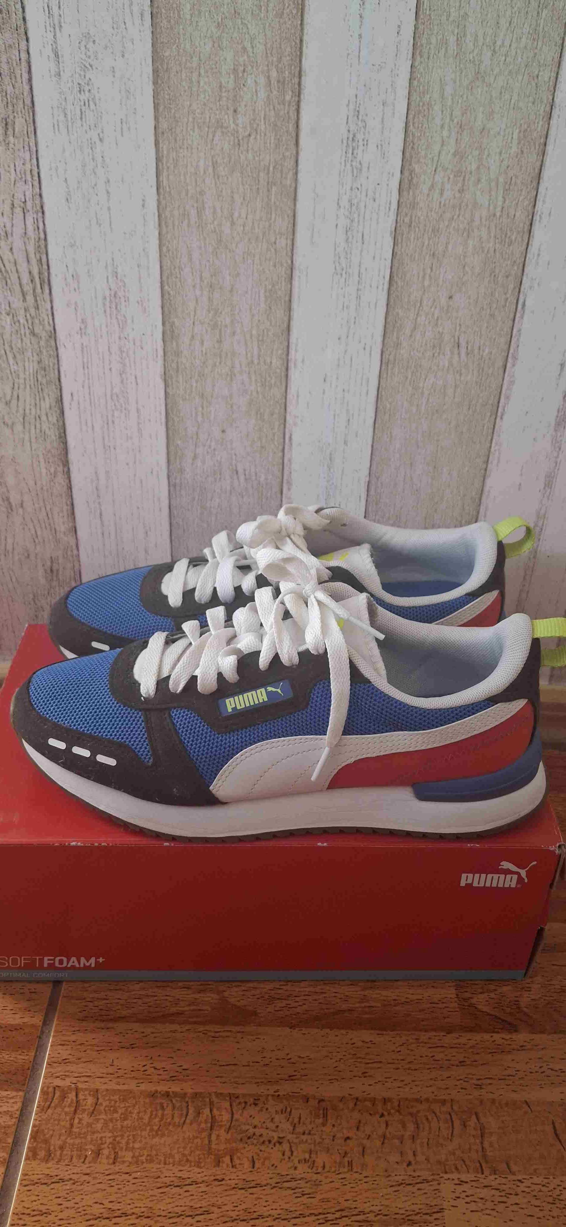 Zapatillas Puma azules y blancas - miniatura 1