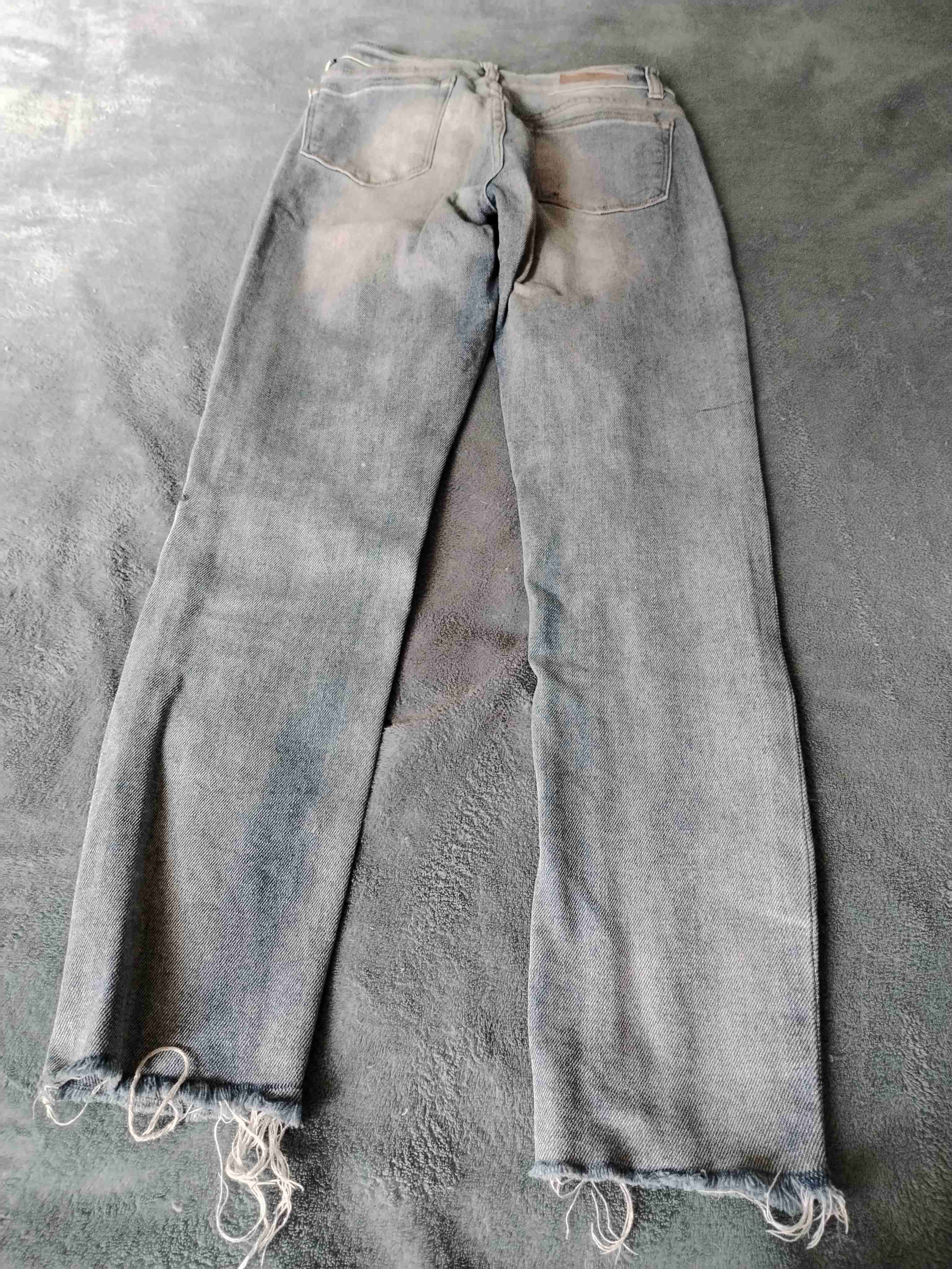 Jeans negros desgastados - miniatura 5