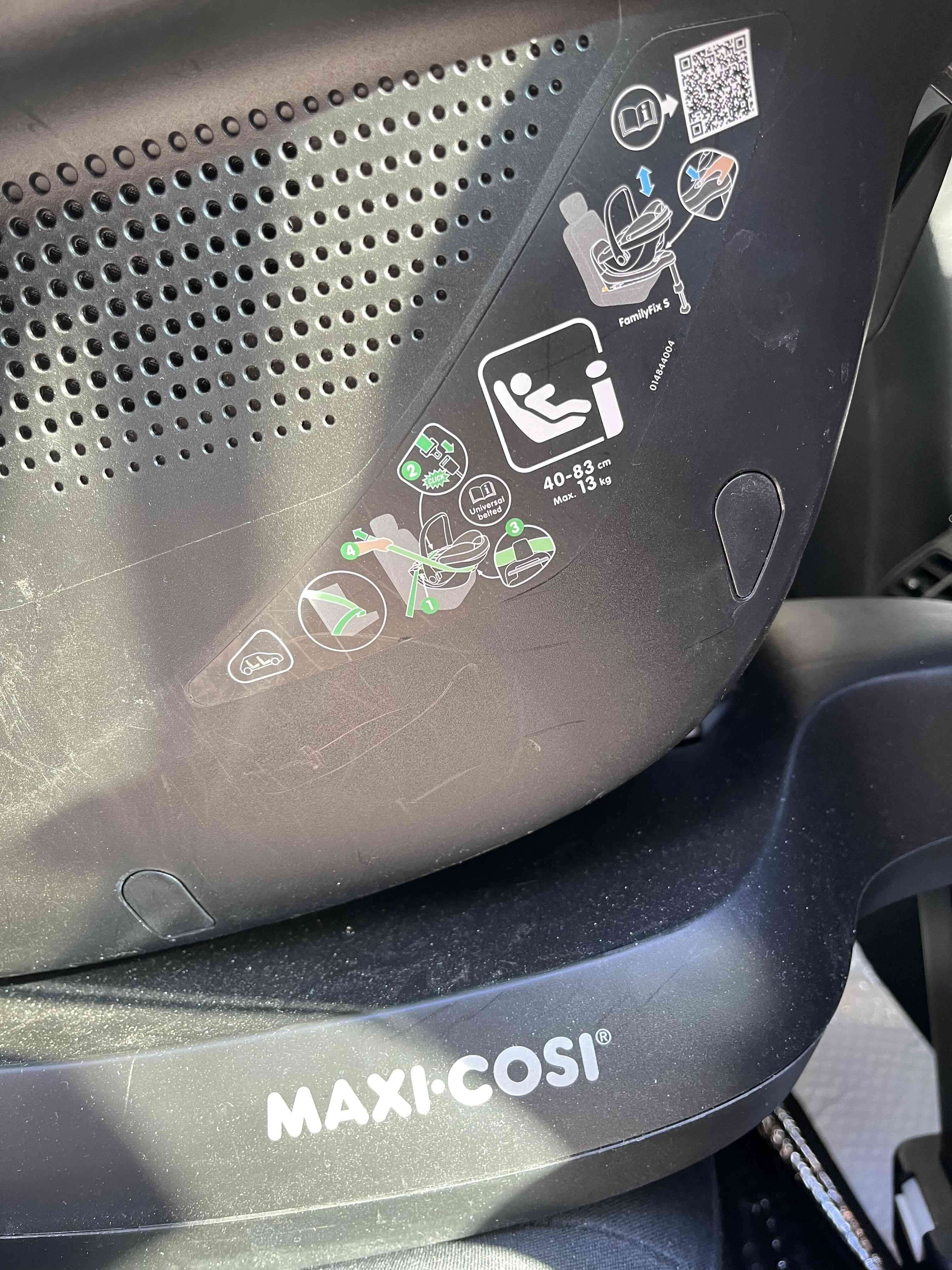 Silla de auto Maxi-Cosi negra - miniatura 1