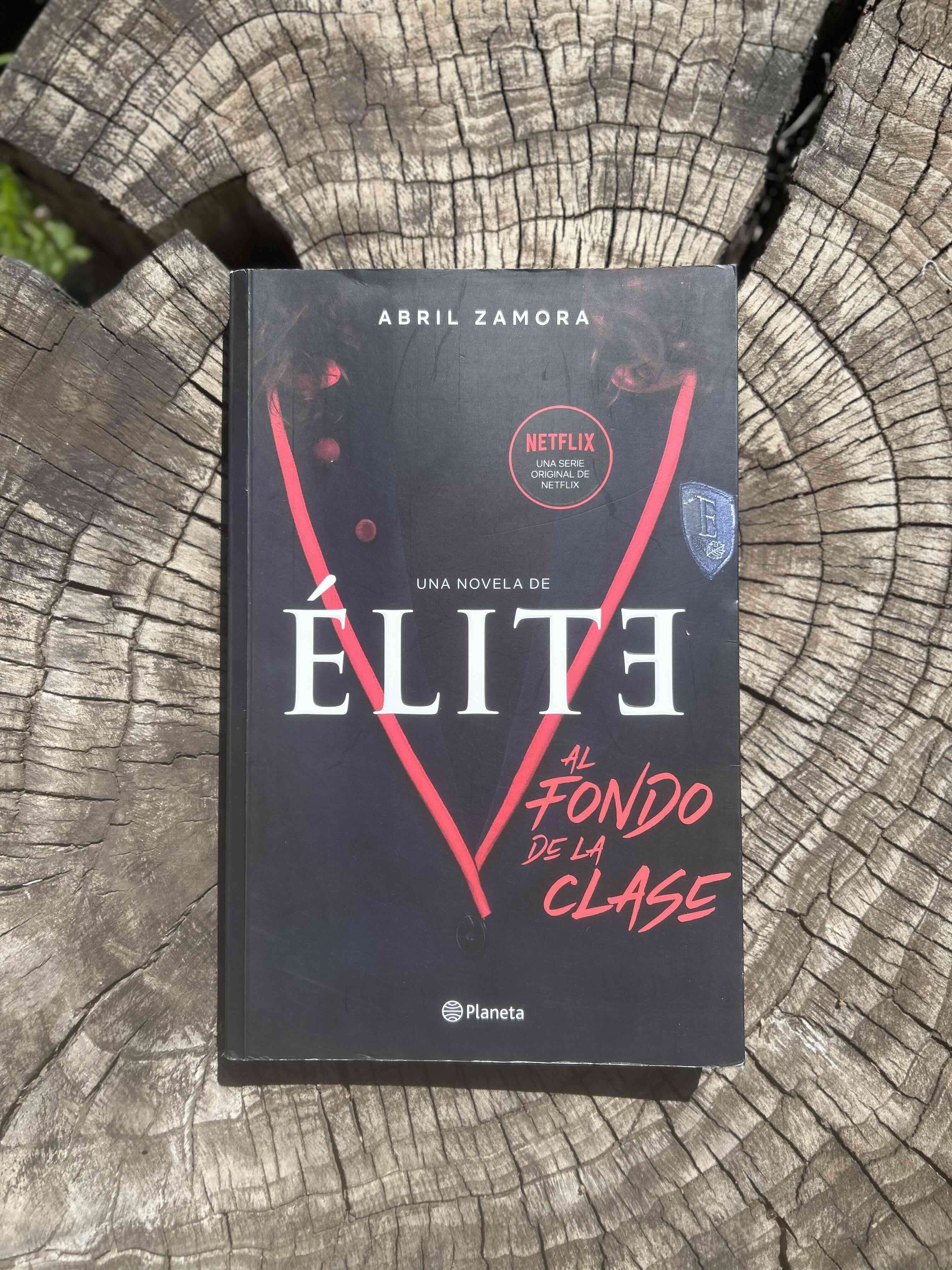 Libro Élite: Al fondo de la clase