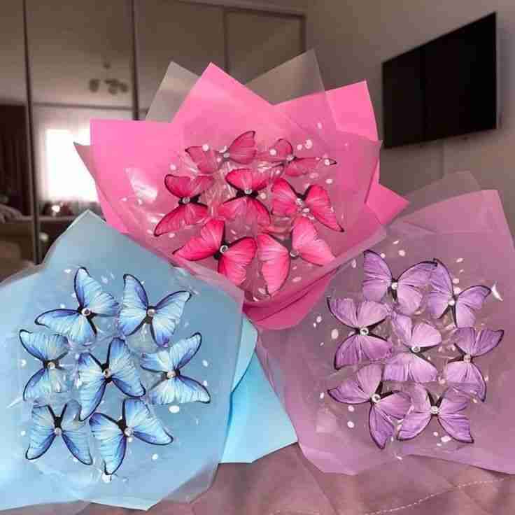 Ramo de mariposas decorativas - miniatura 1