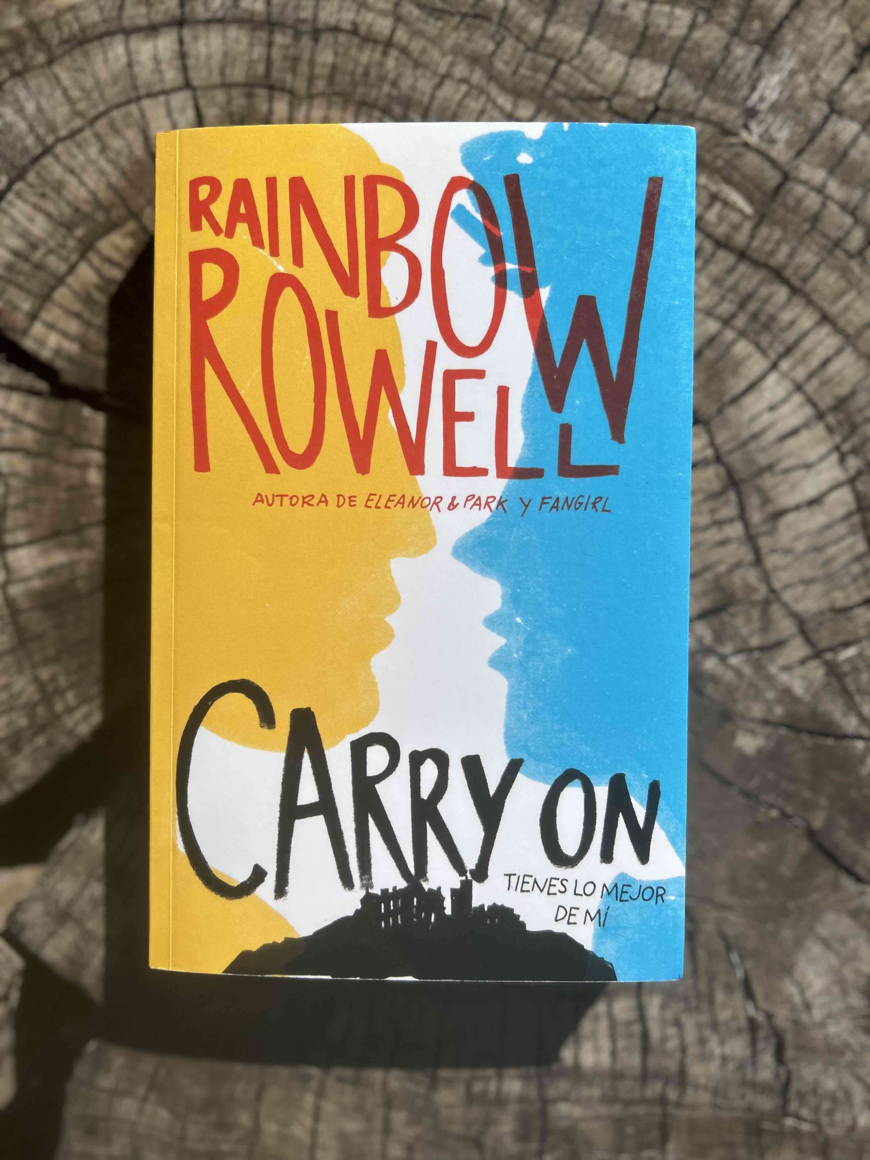 Libro 'Carry On' de Rainbow Rowell - miniatura 1