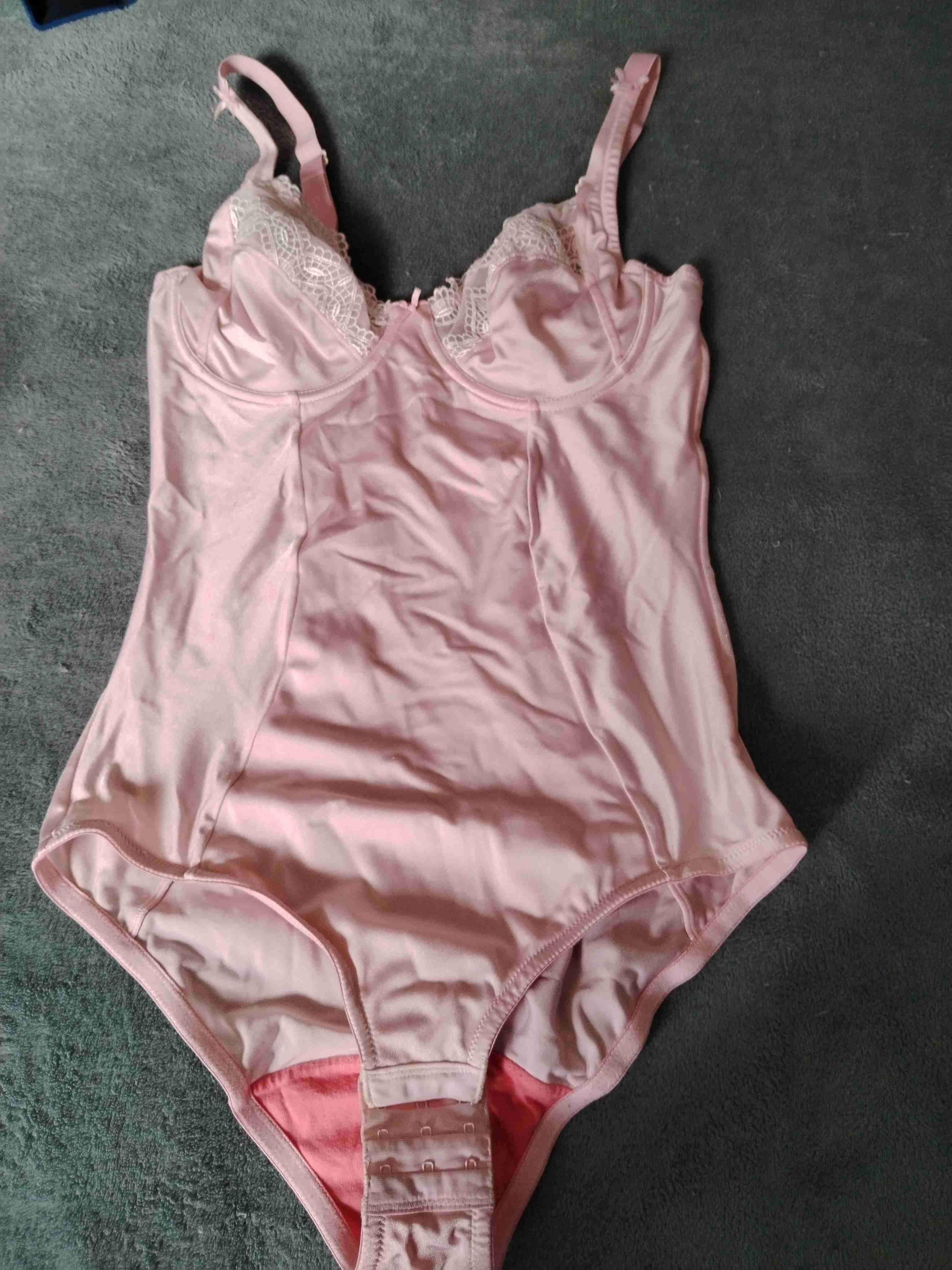 Body de encaje rosa modelador - miniatura 1