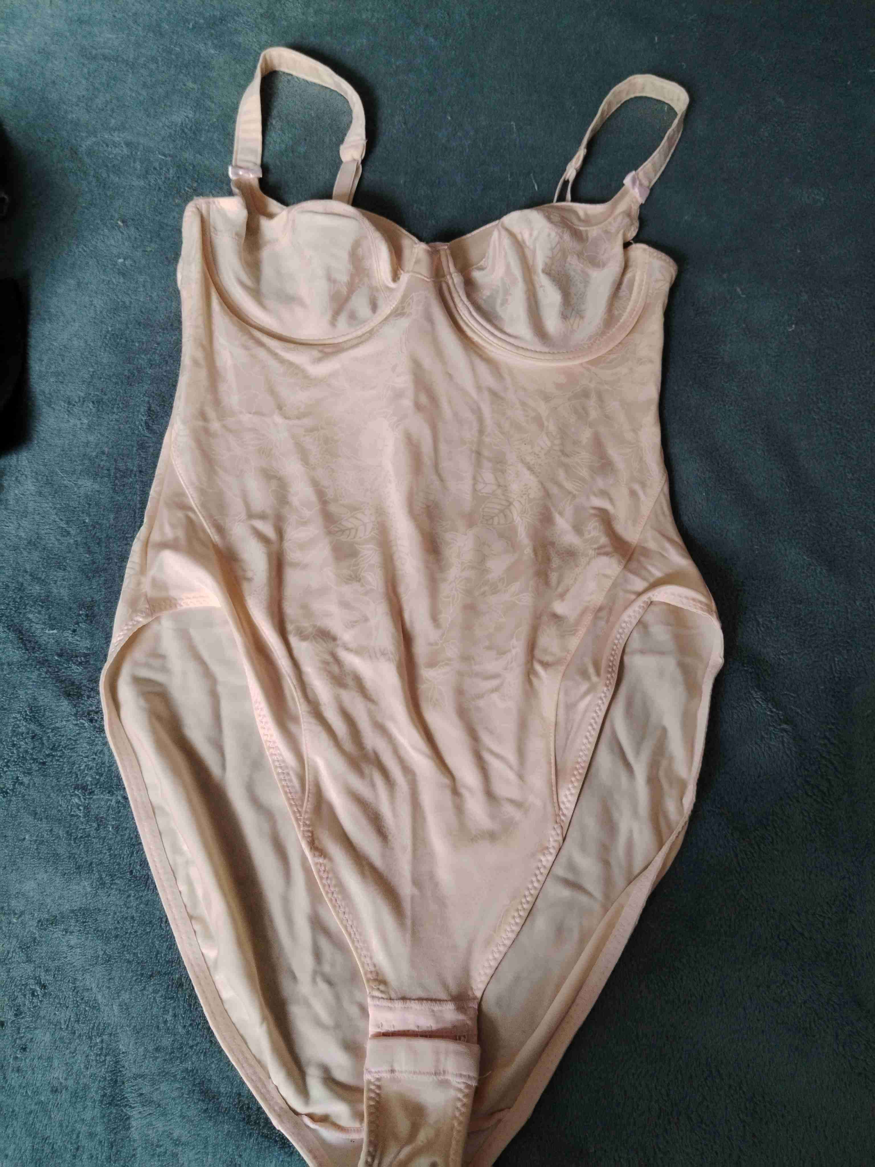 Body de encaje rosa modelador - miniatura 3