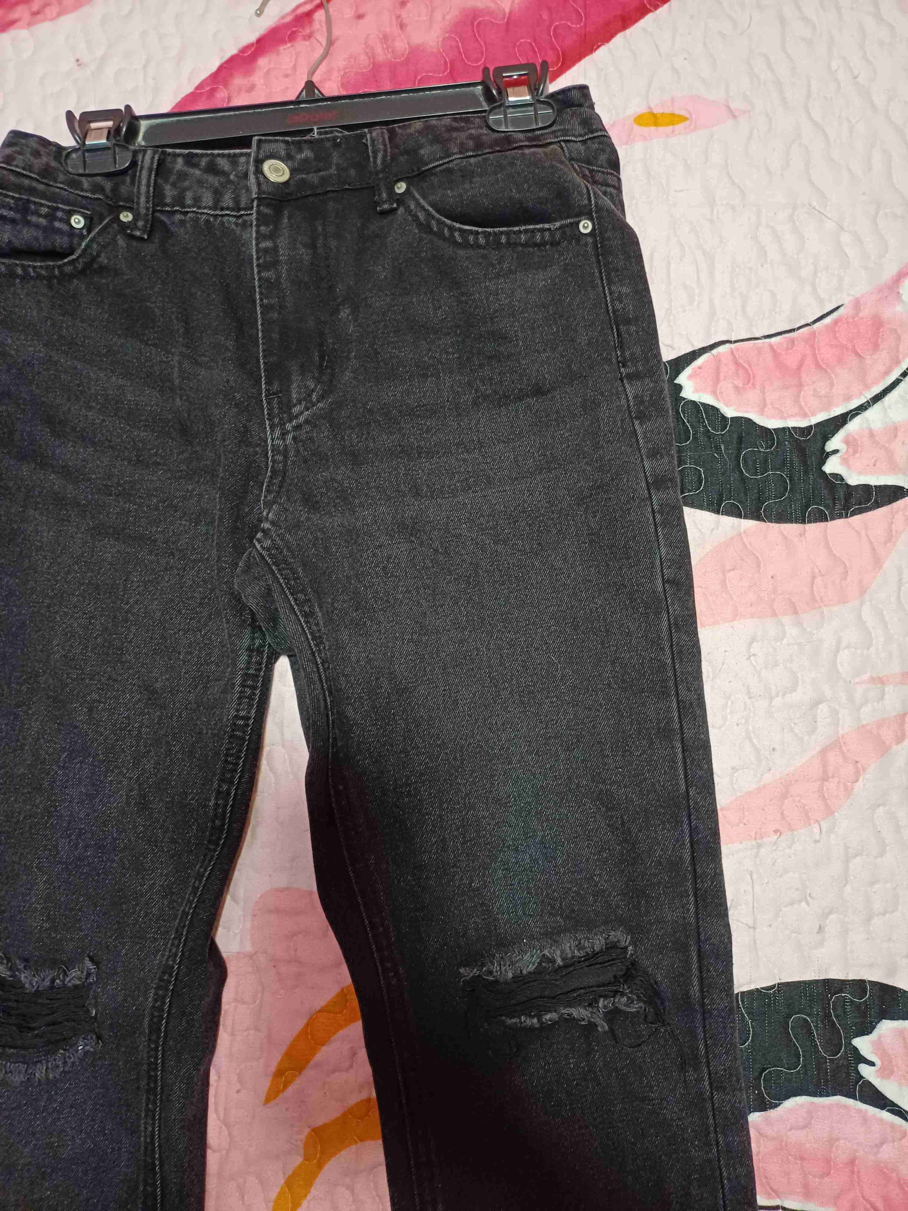 Jeans negros. - miniatura 2