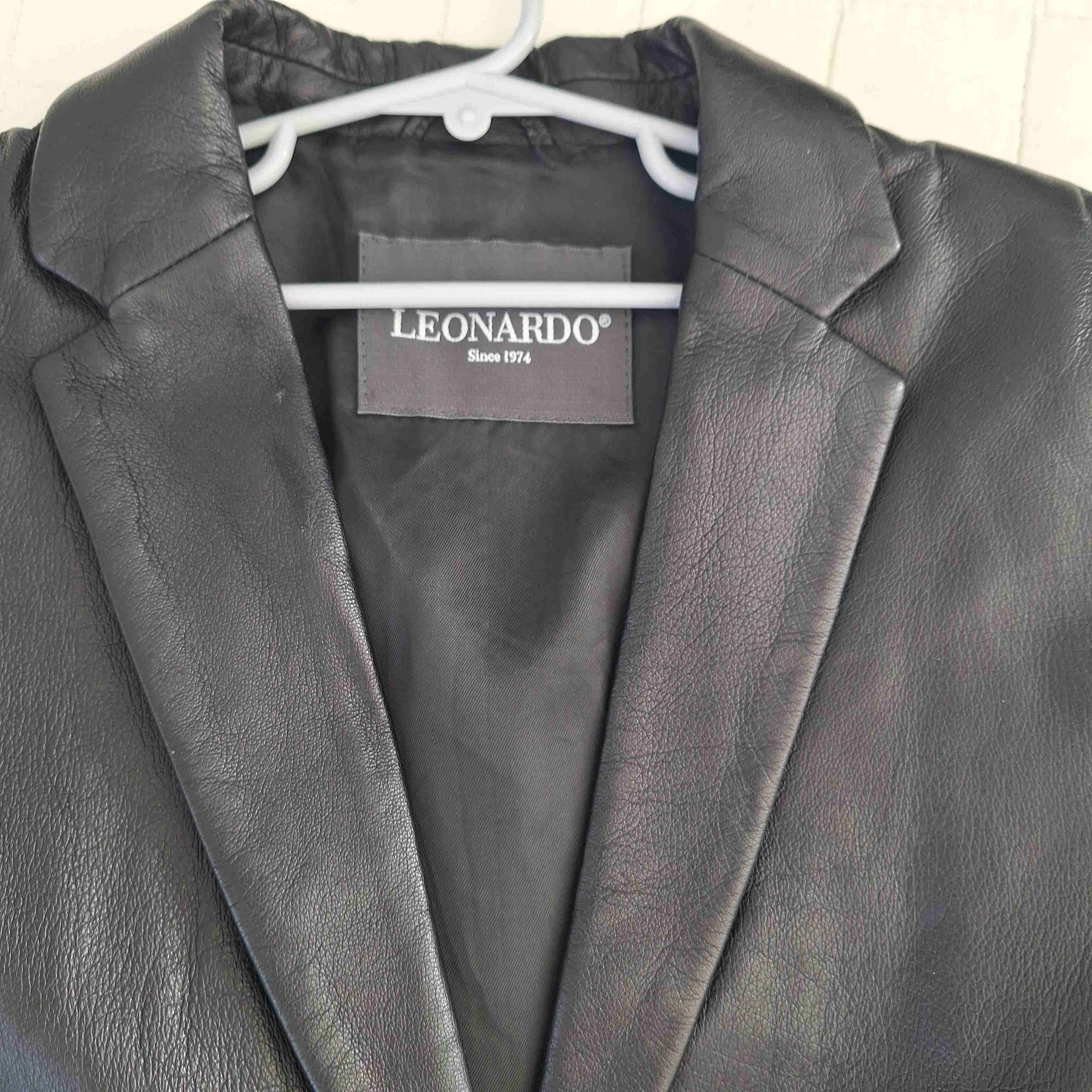 Blazer negro 100% cuero - miniatura 2