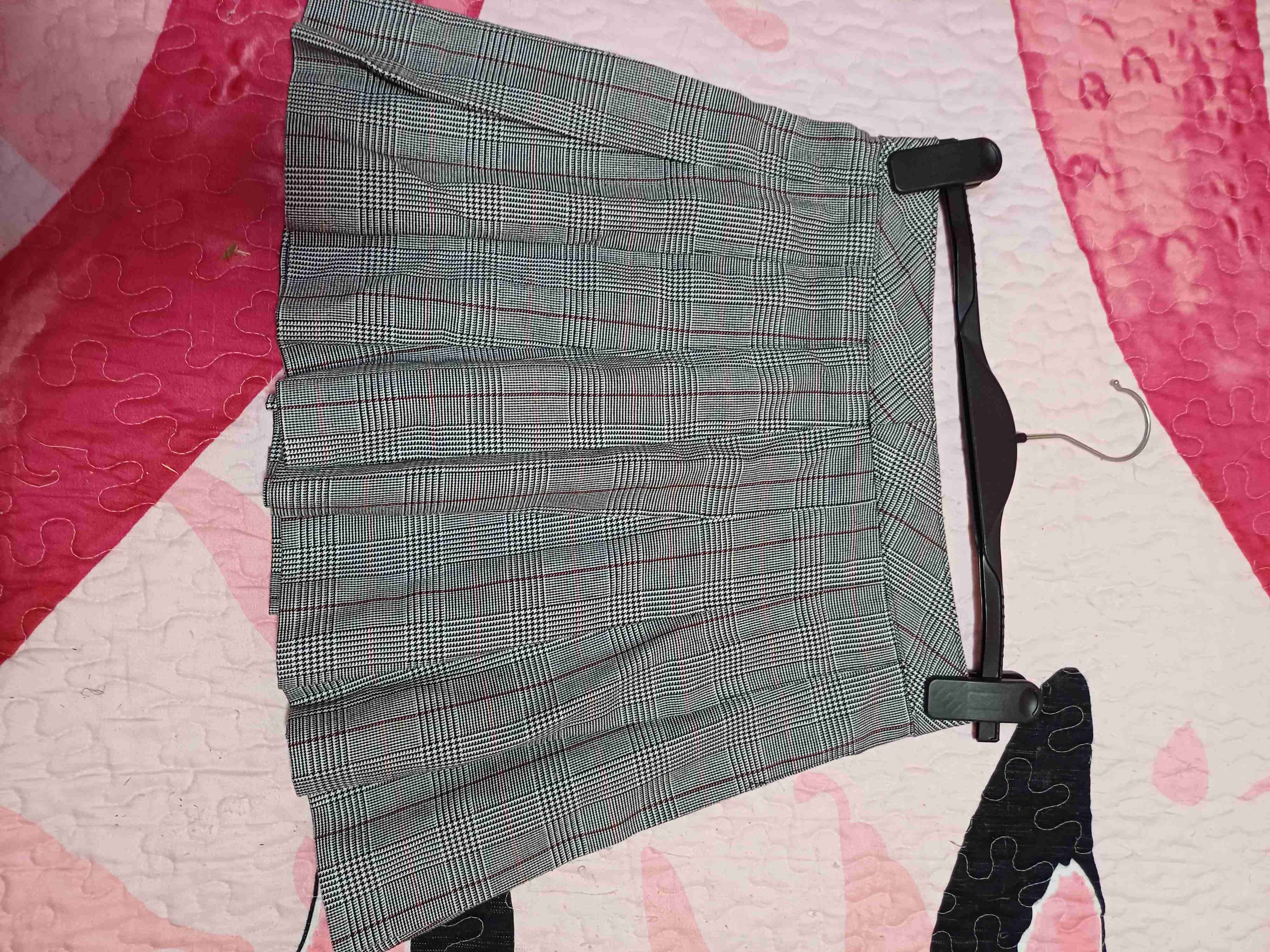 Falda a cuadros. - miniatura 1