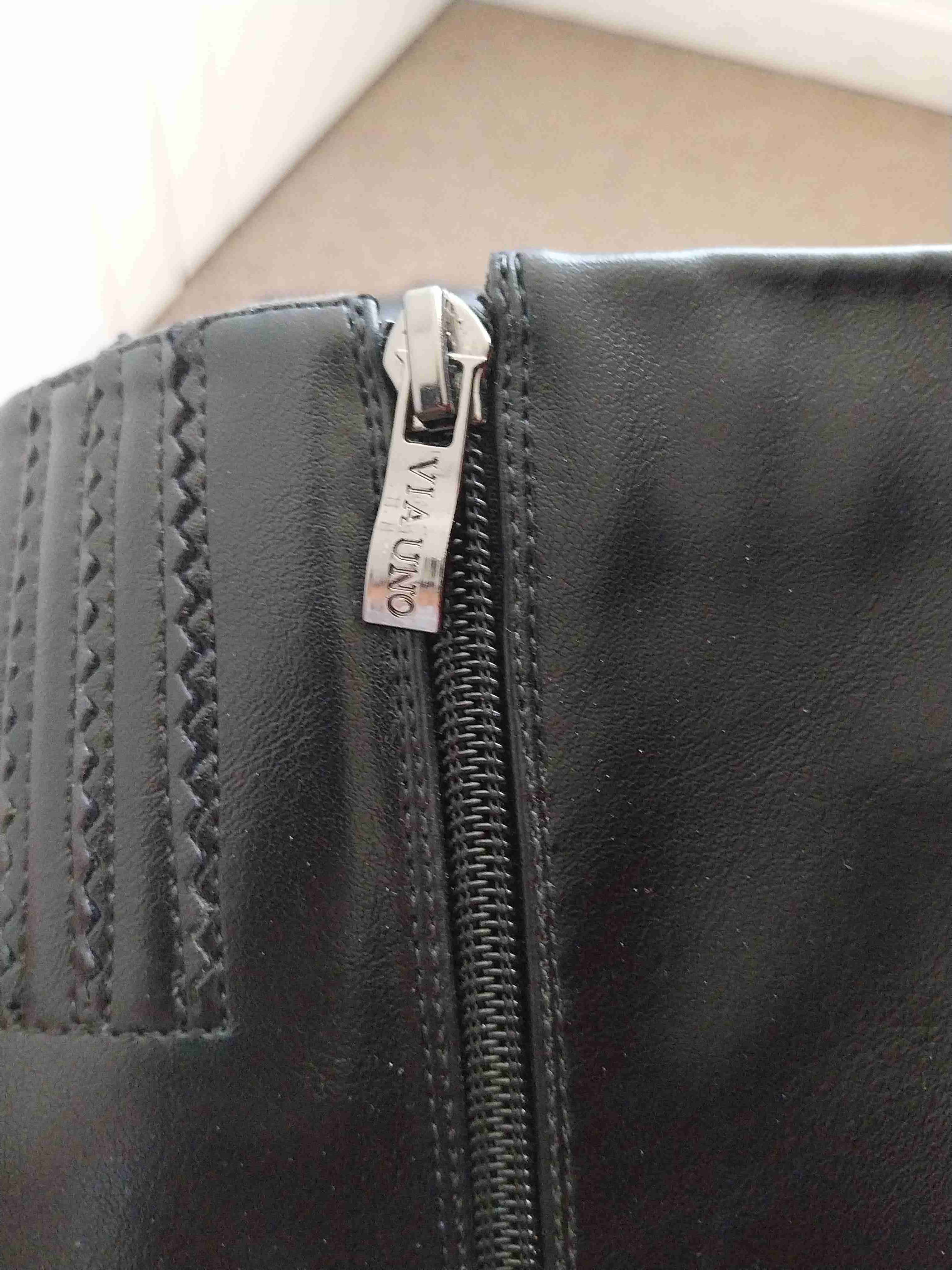 Botas negras de tacón alto Vía Uno - miniatura 3