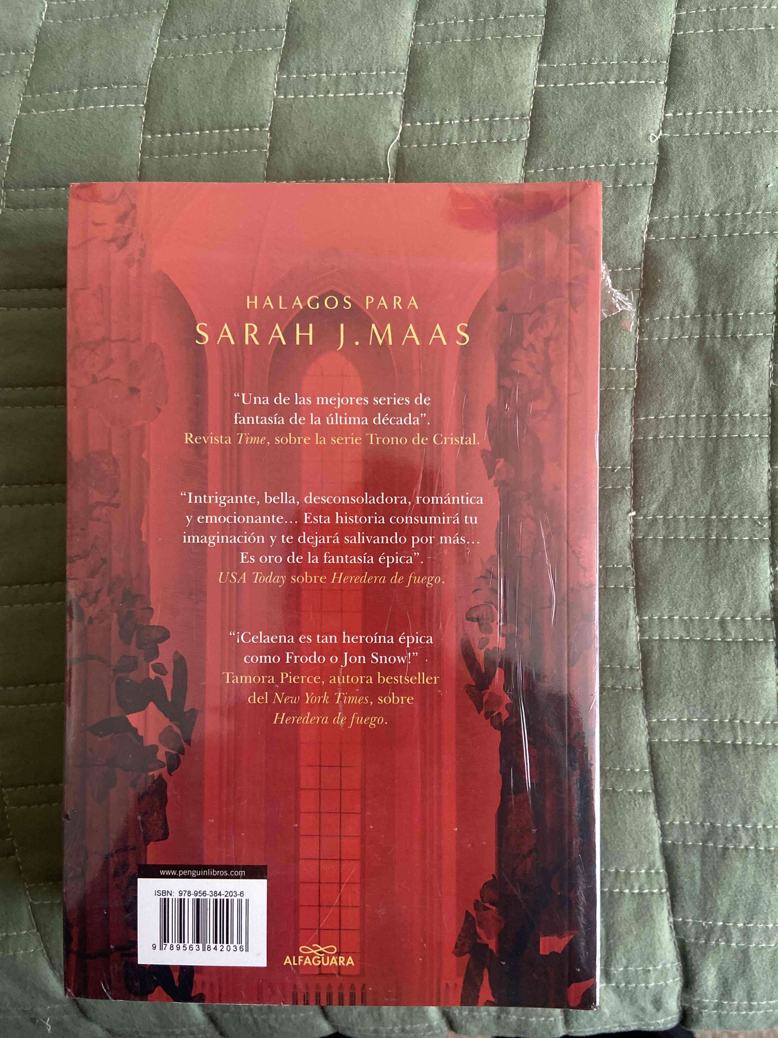 Libro 'Ciudad de medialuna' - miniatura 3