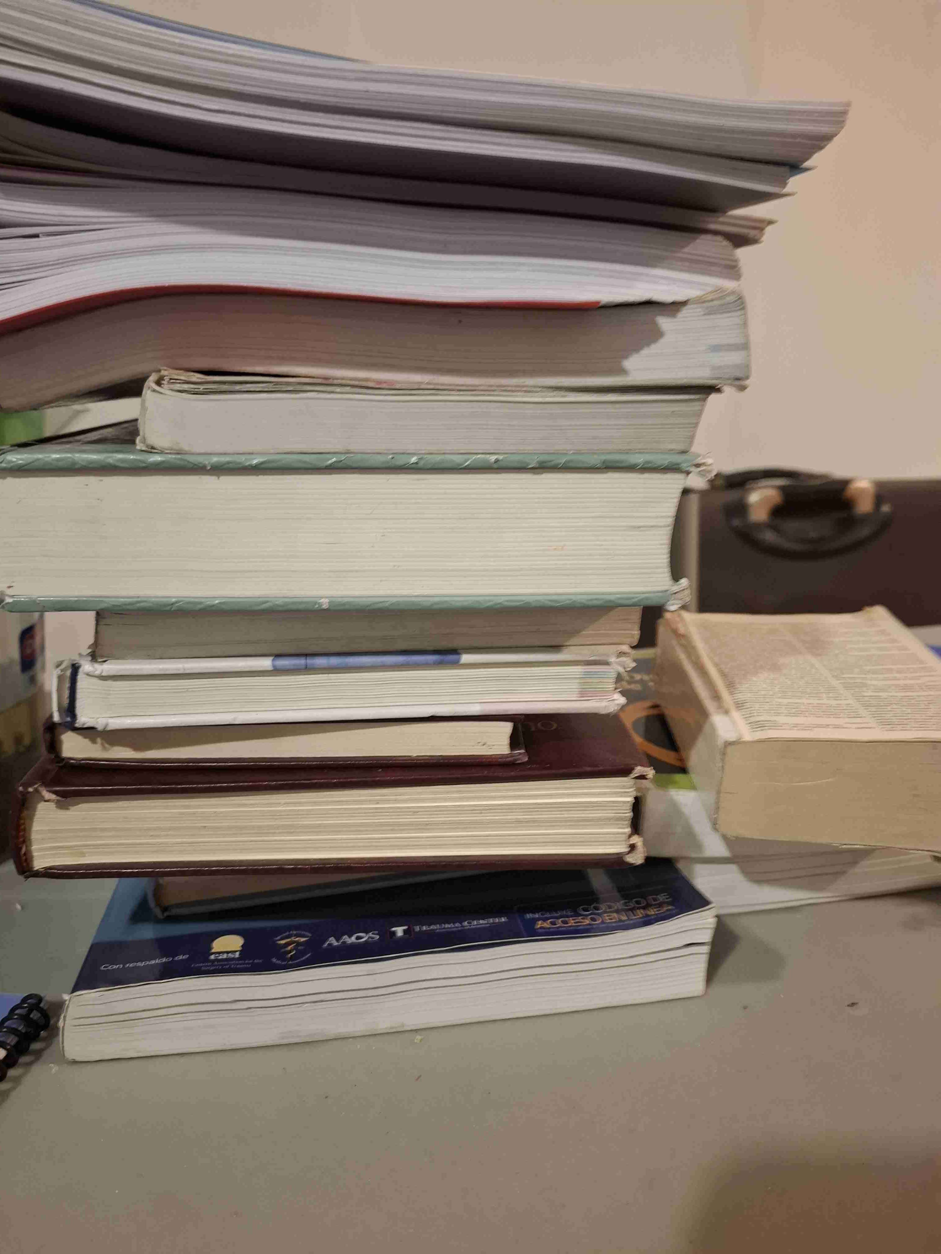 Lote de libros usados - miniatura 1