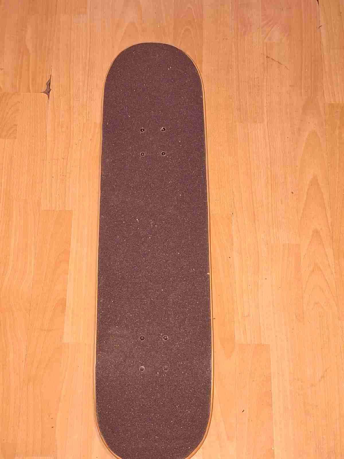 Skateboard con diseño Grizzly - miniatura 2