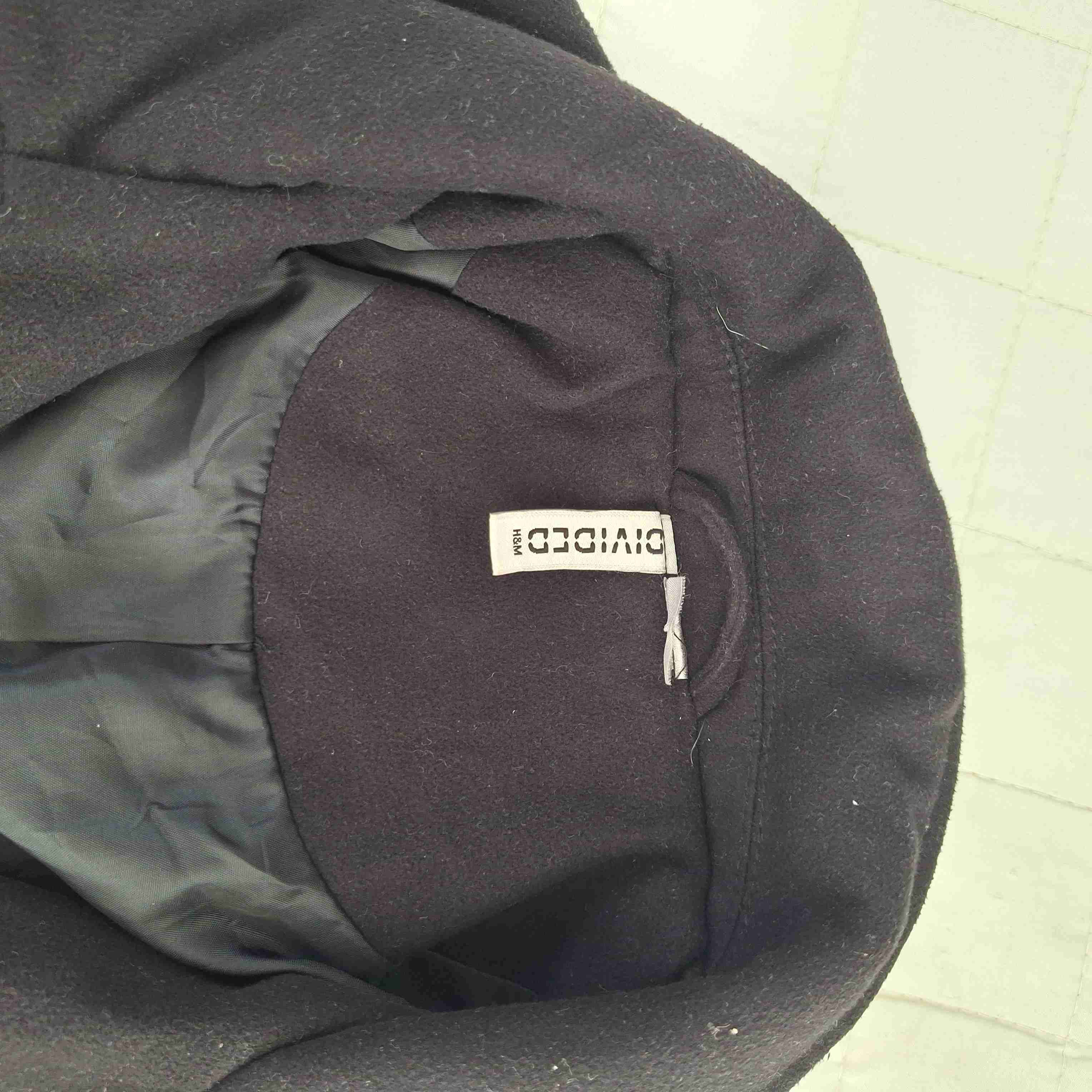 Chaqueta hym  negra con cierre - miniatura 3