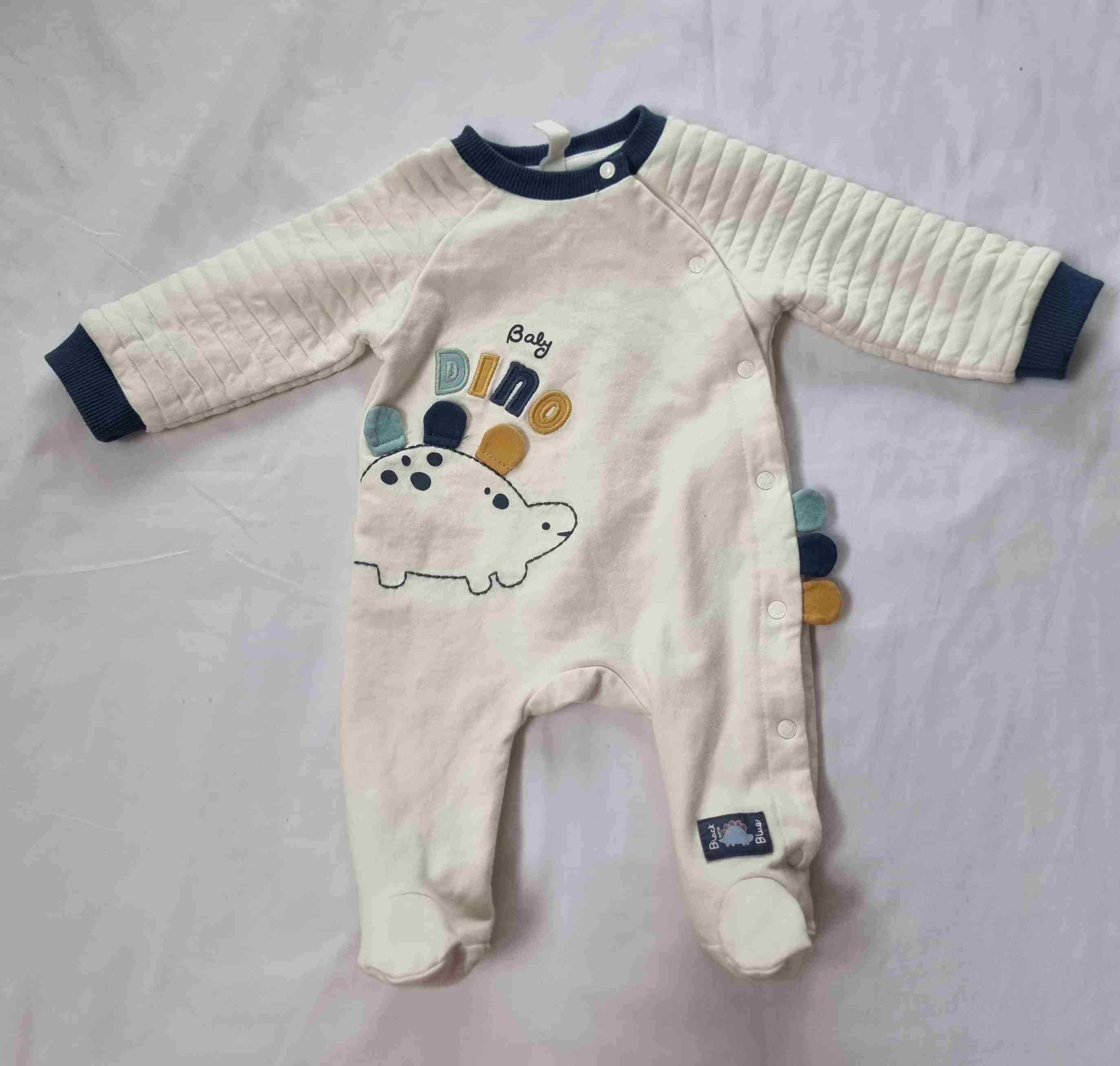 Enterito de bebé Dino