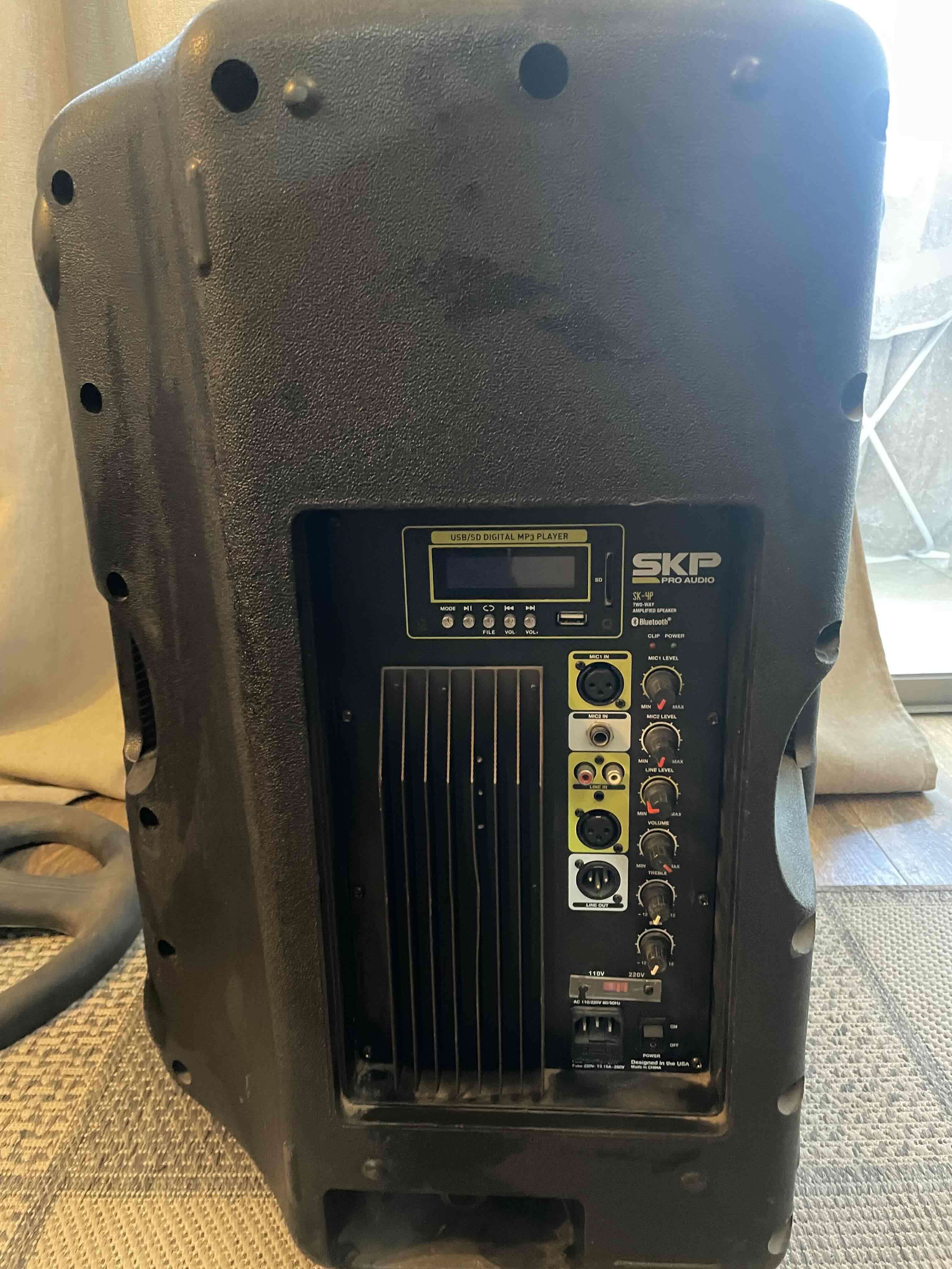 Parlante SKP Pro Audio activo - miniatura 2