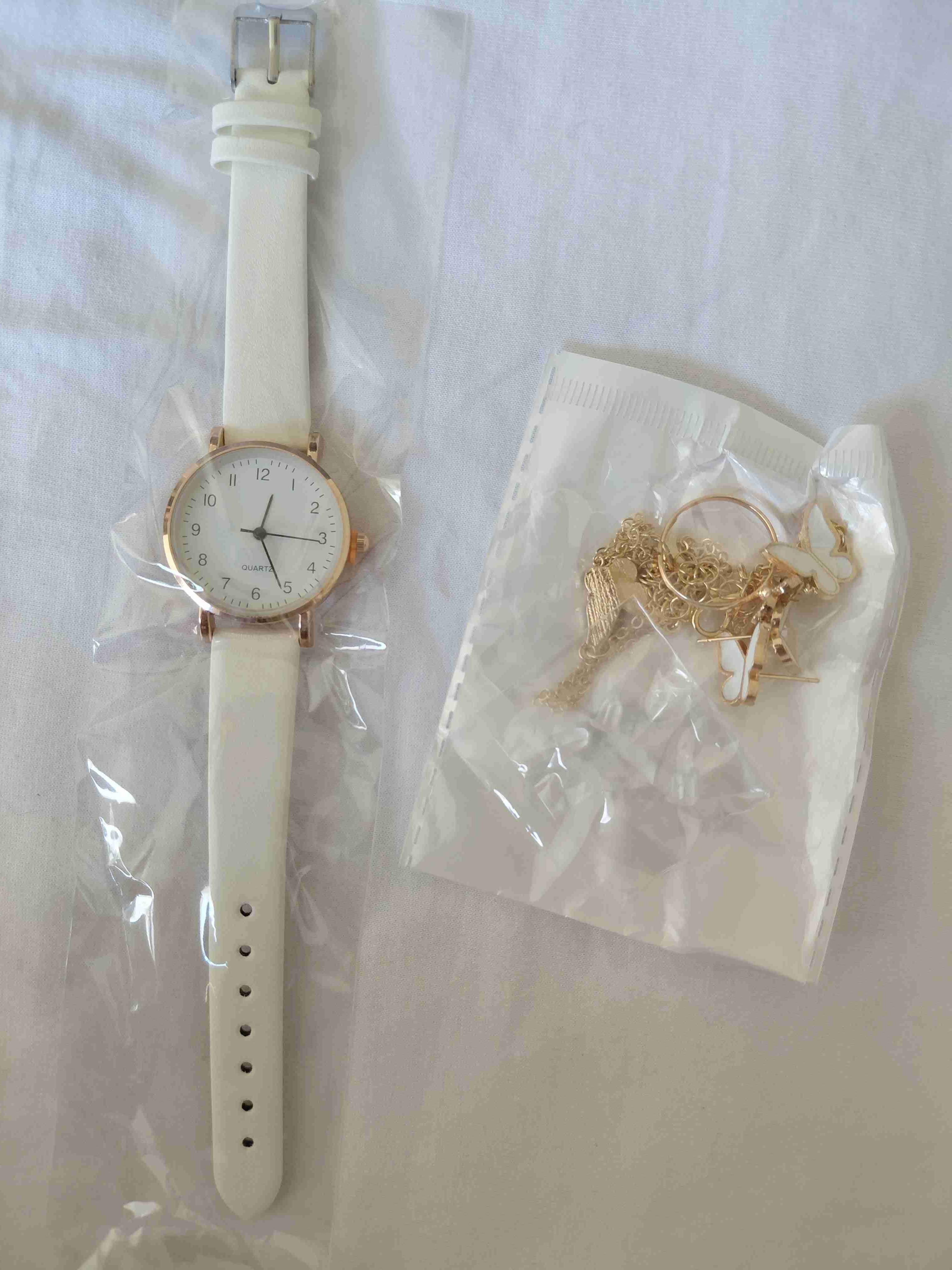 Set de dos relojes y pulsera - miniatura 6