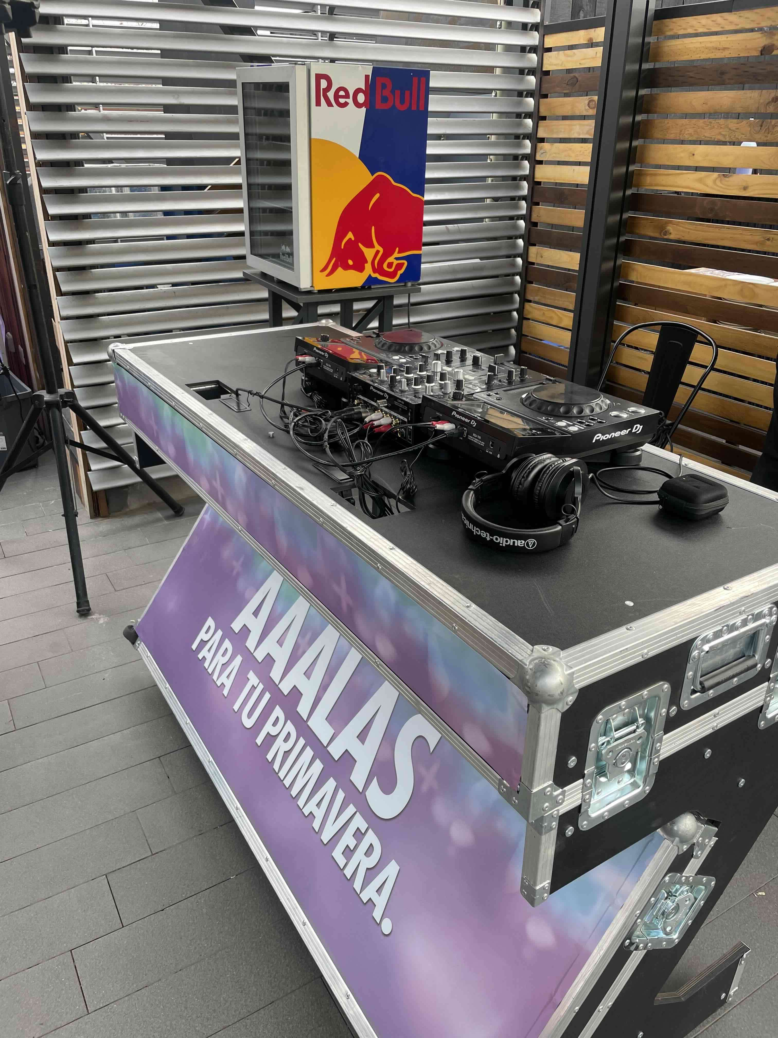 Producción de eventos y DJ - miniatura 2