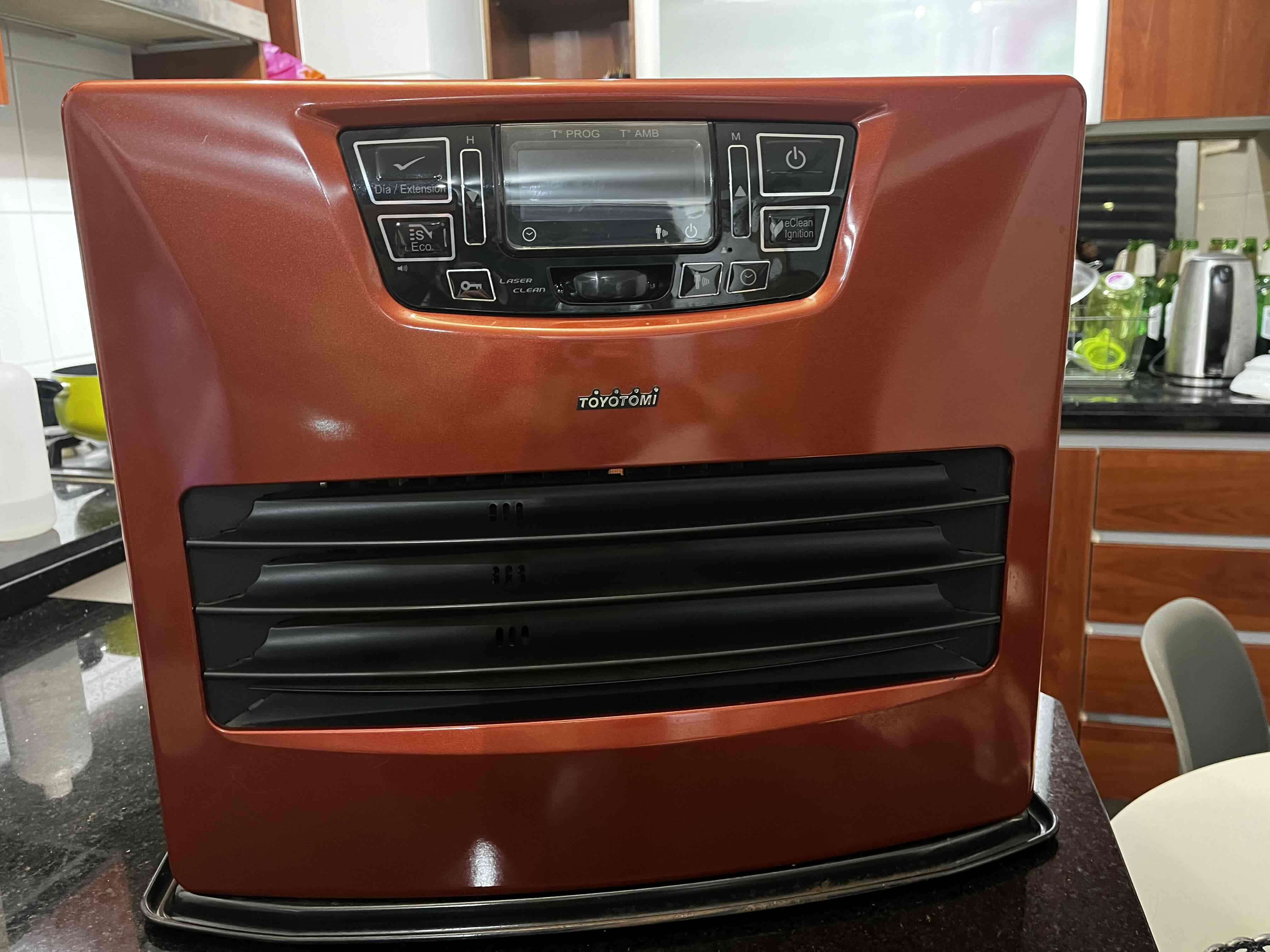 Estufa Toyotomi - miniatura 1