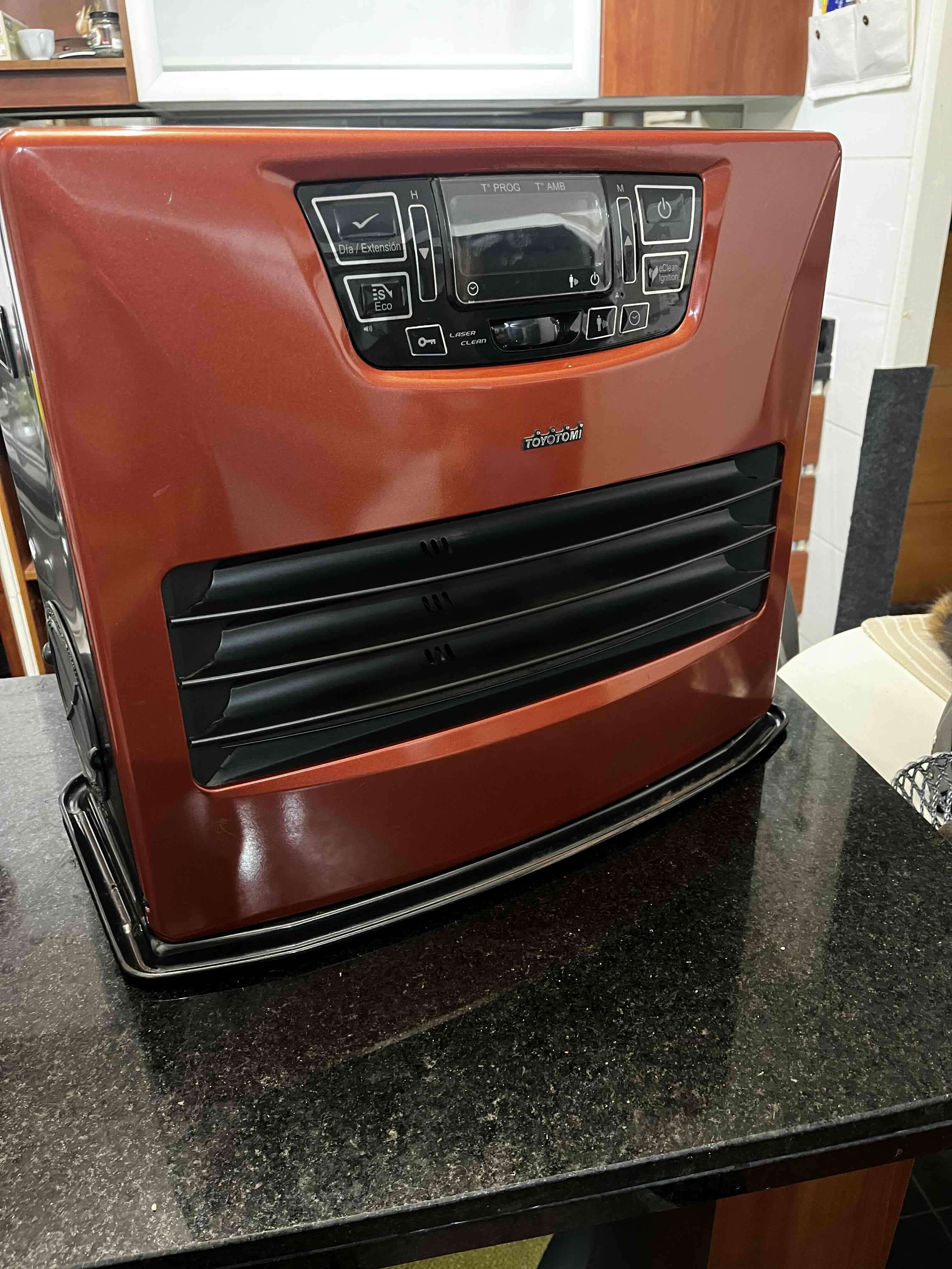 Estufa Toyotomi - miniatura 2