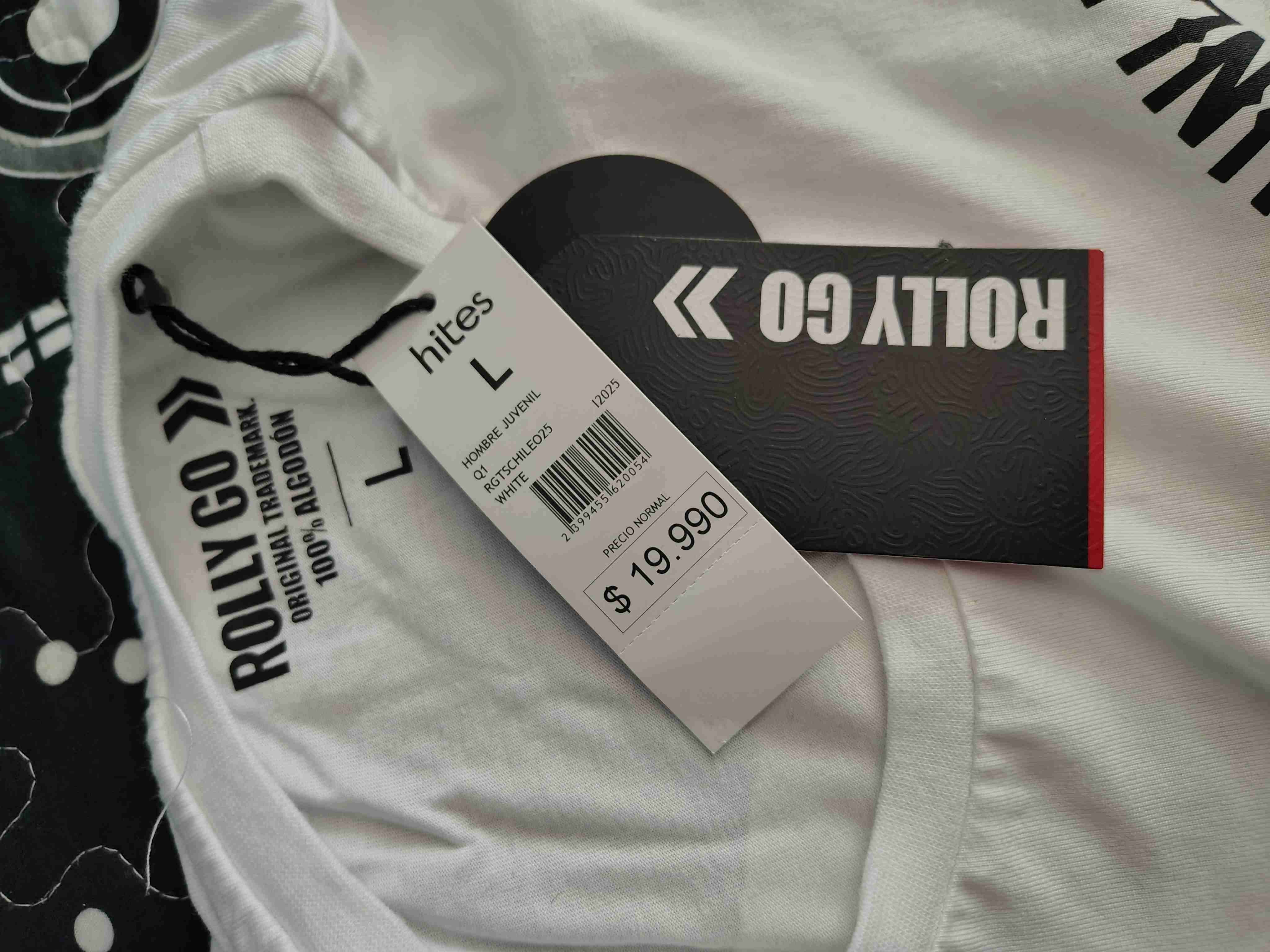 Polera blanca con diseño angel estampado - miniatura 3