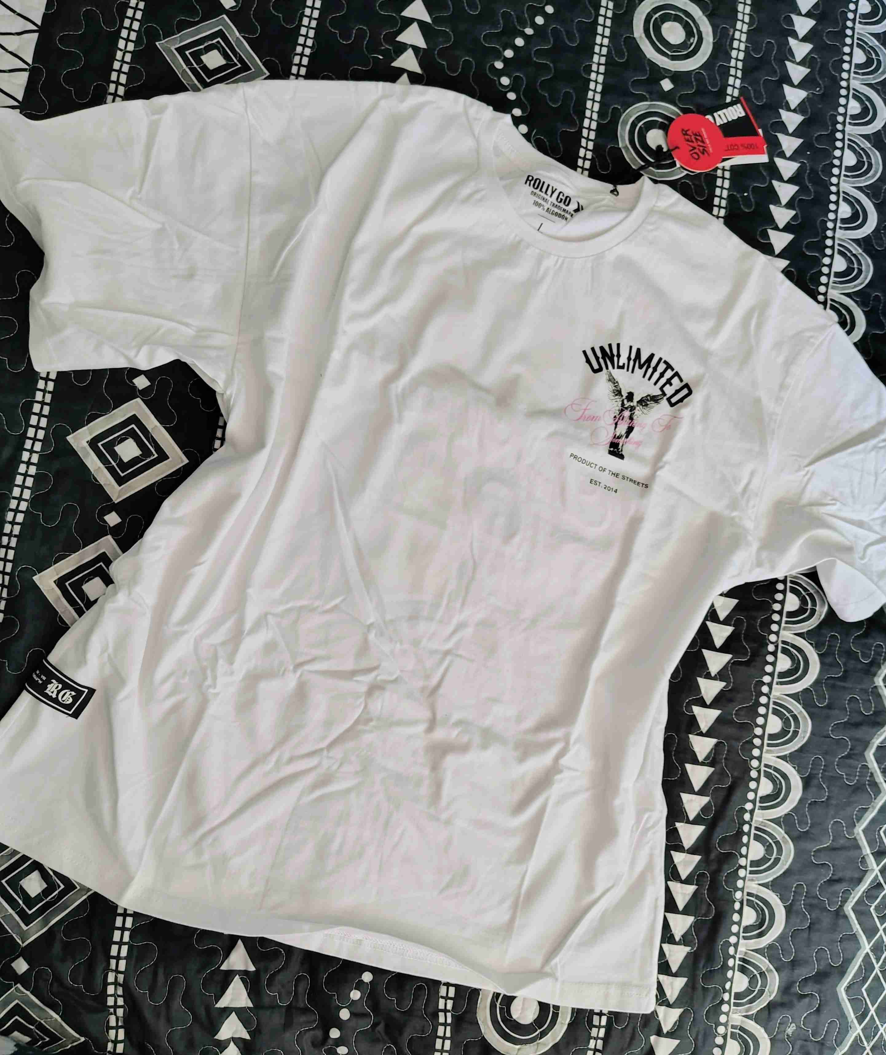 Polera blanca con diseño angel estampado - miniatura 4