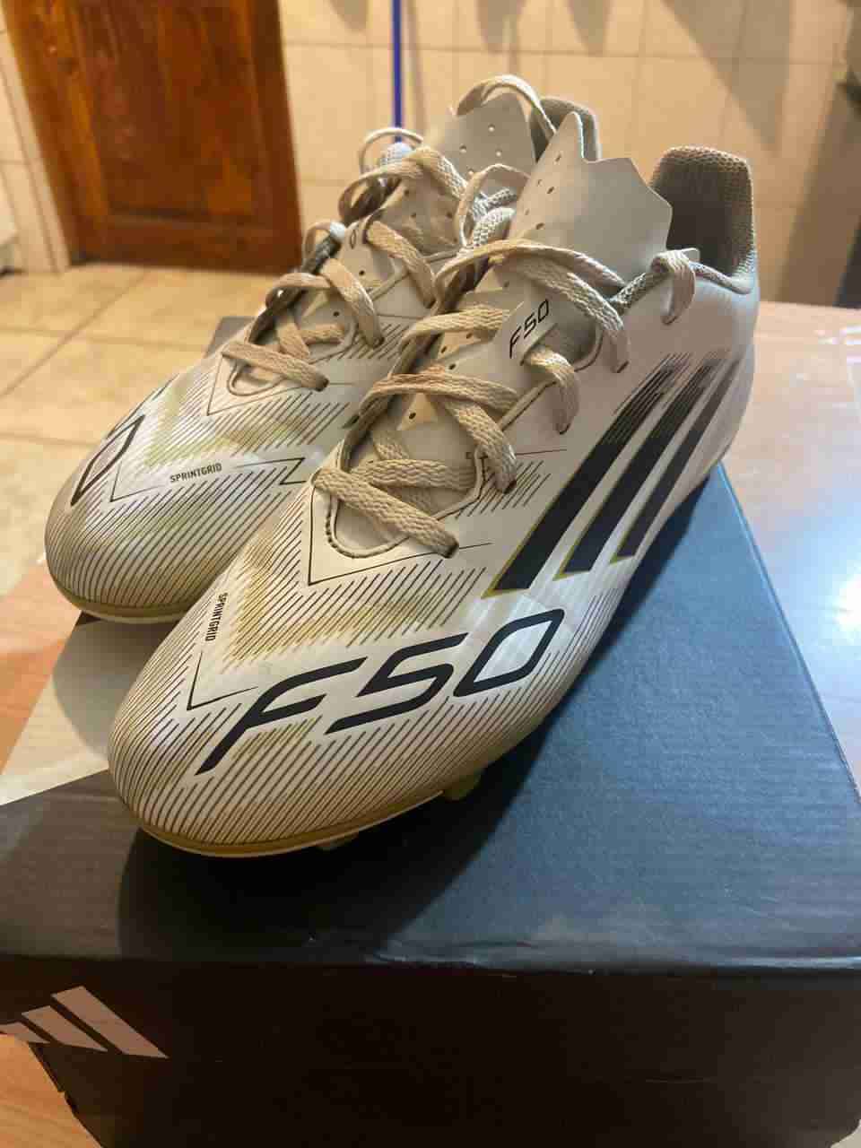 Botines de fútbol blancos - miniatura 3