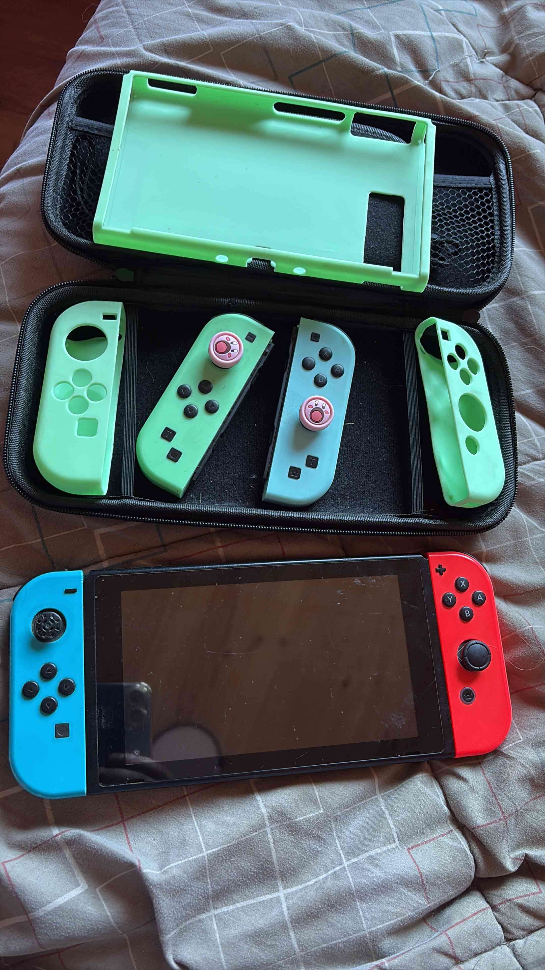 Consola Nintendo Switch con accesorios - miniatura 2