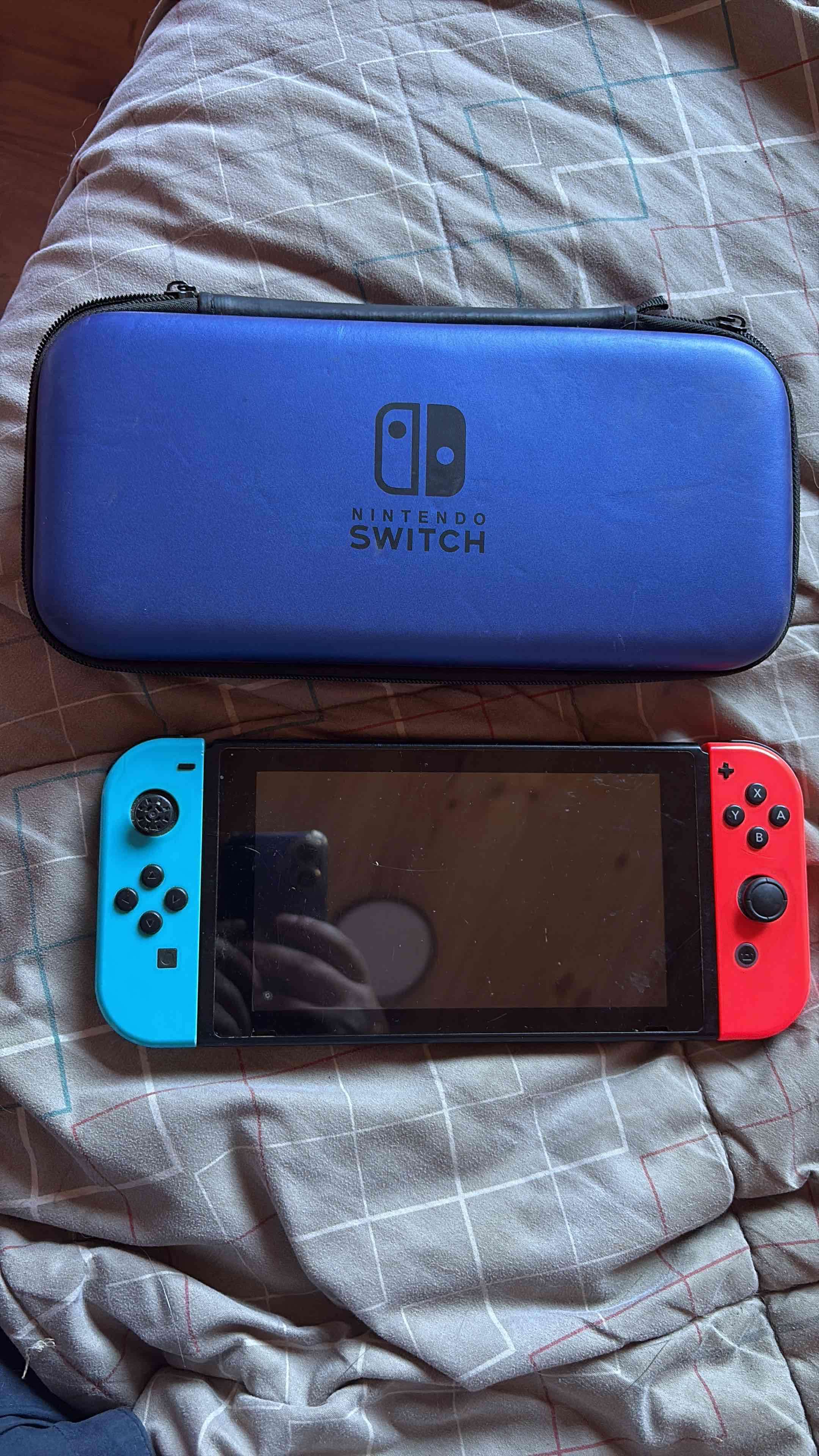 Consola Nintendo Switch con accesorios - miniatura 3