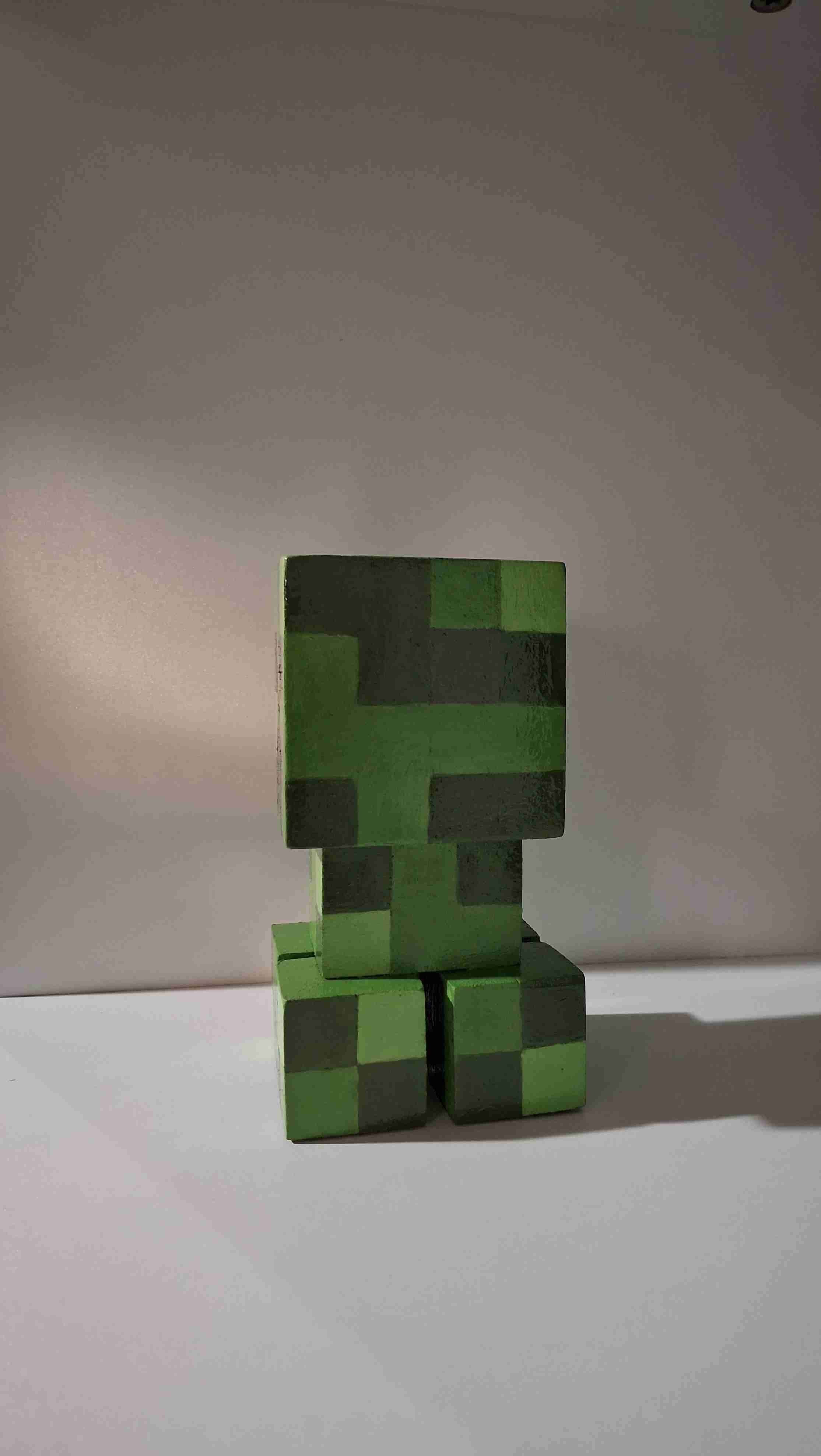 Figura de madera de Creeper de Minecraft - miniatura 4