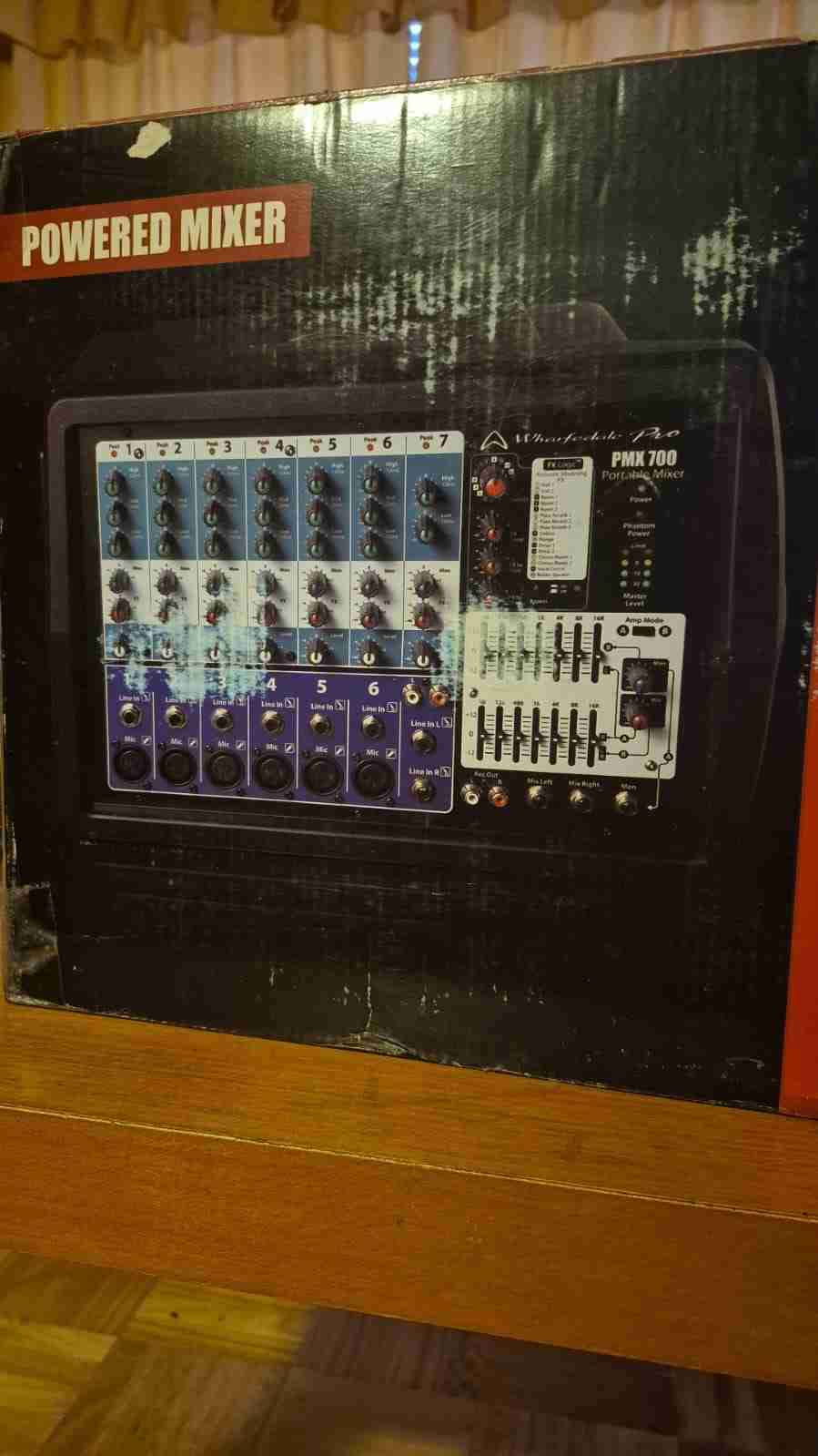 Mesa de mezclas PMX 700 - miniatura 1