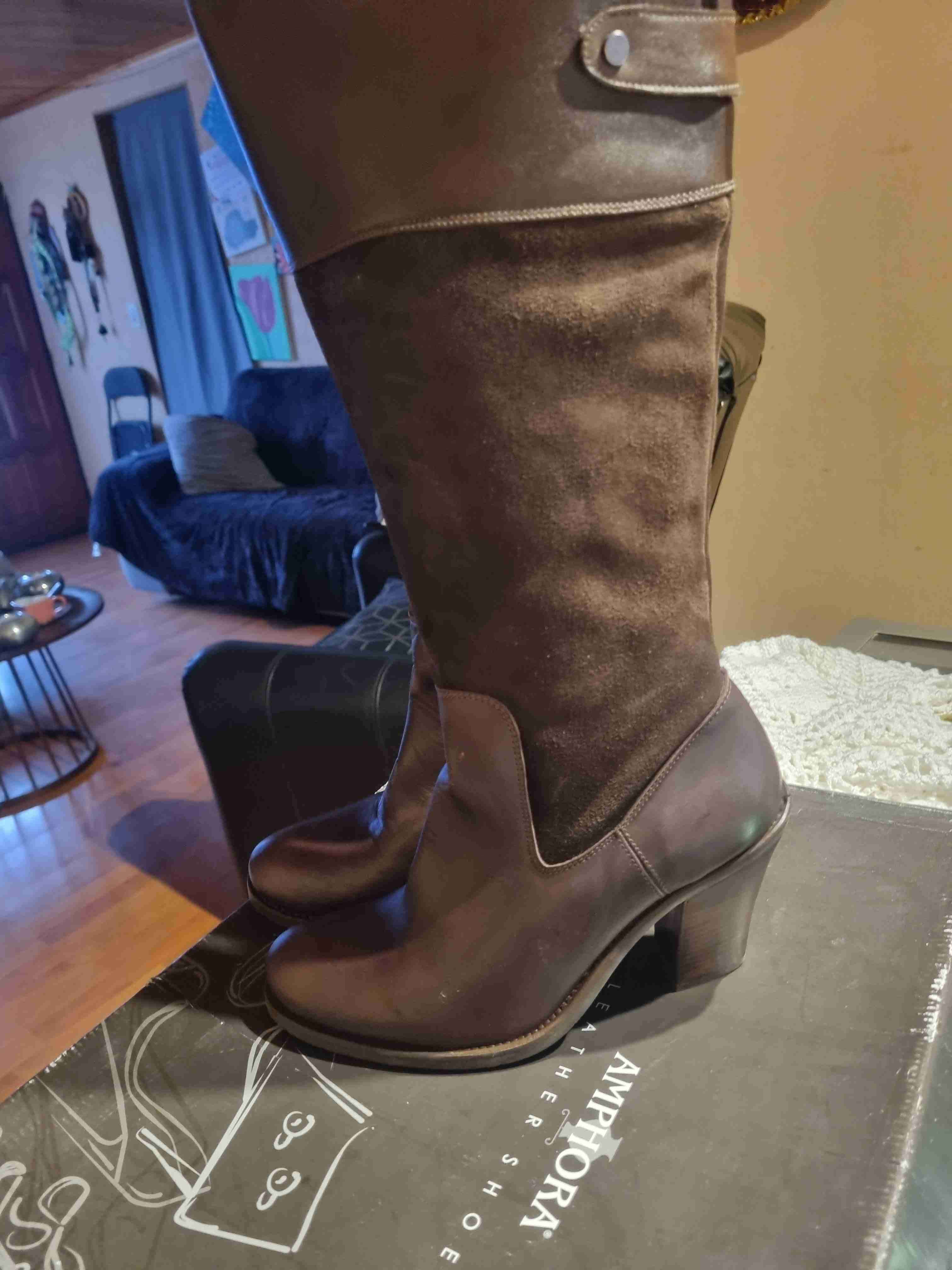 Botas de cuero marrón oscuro - miniatura 2