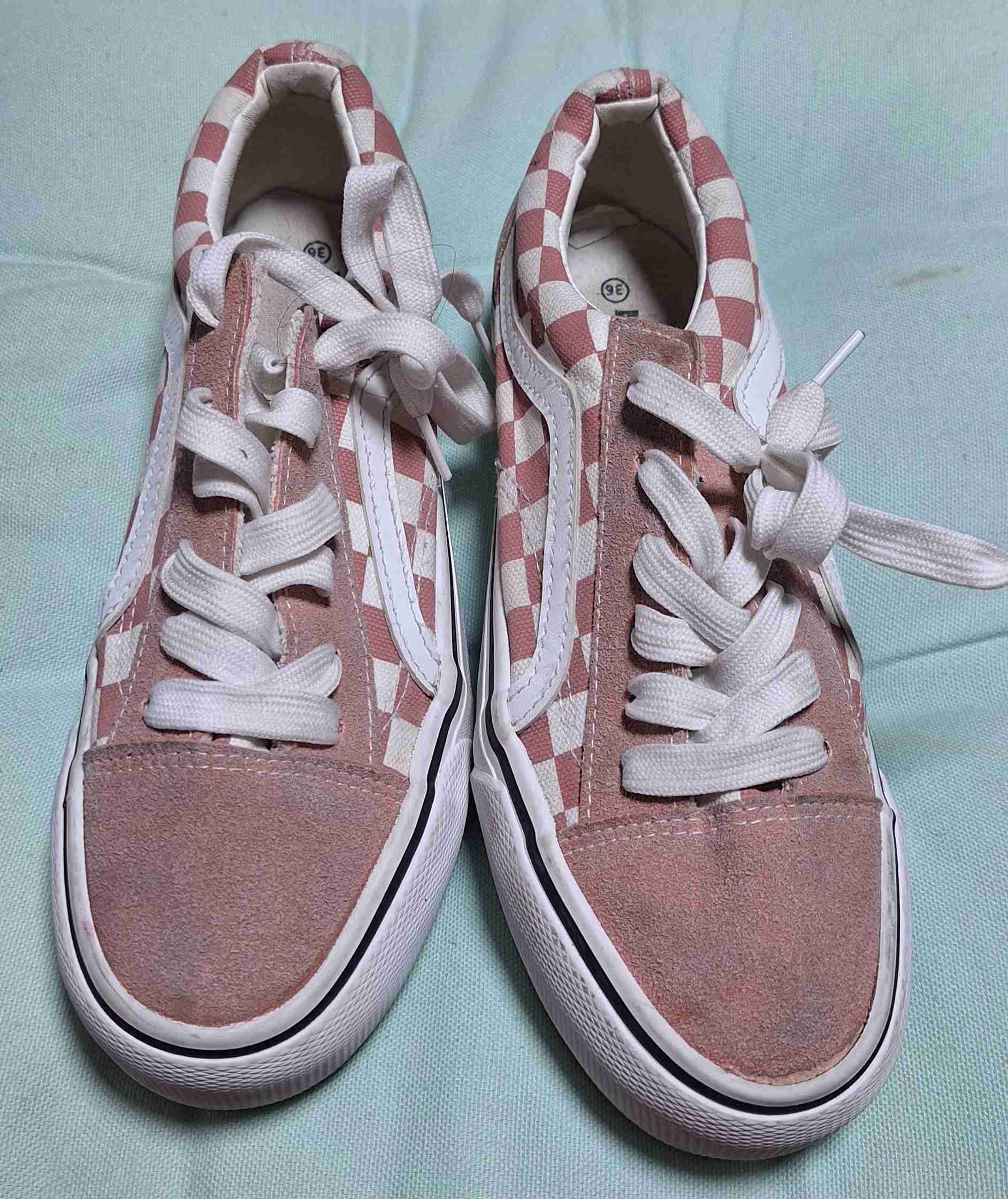 Zapatillas cuadriculadas rosas - miniatura 2