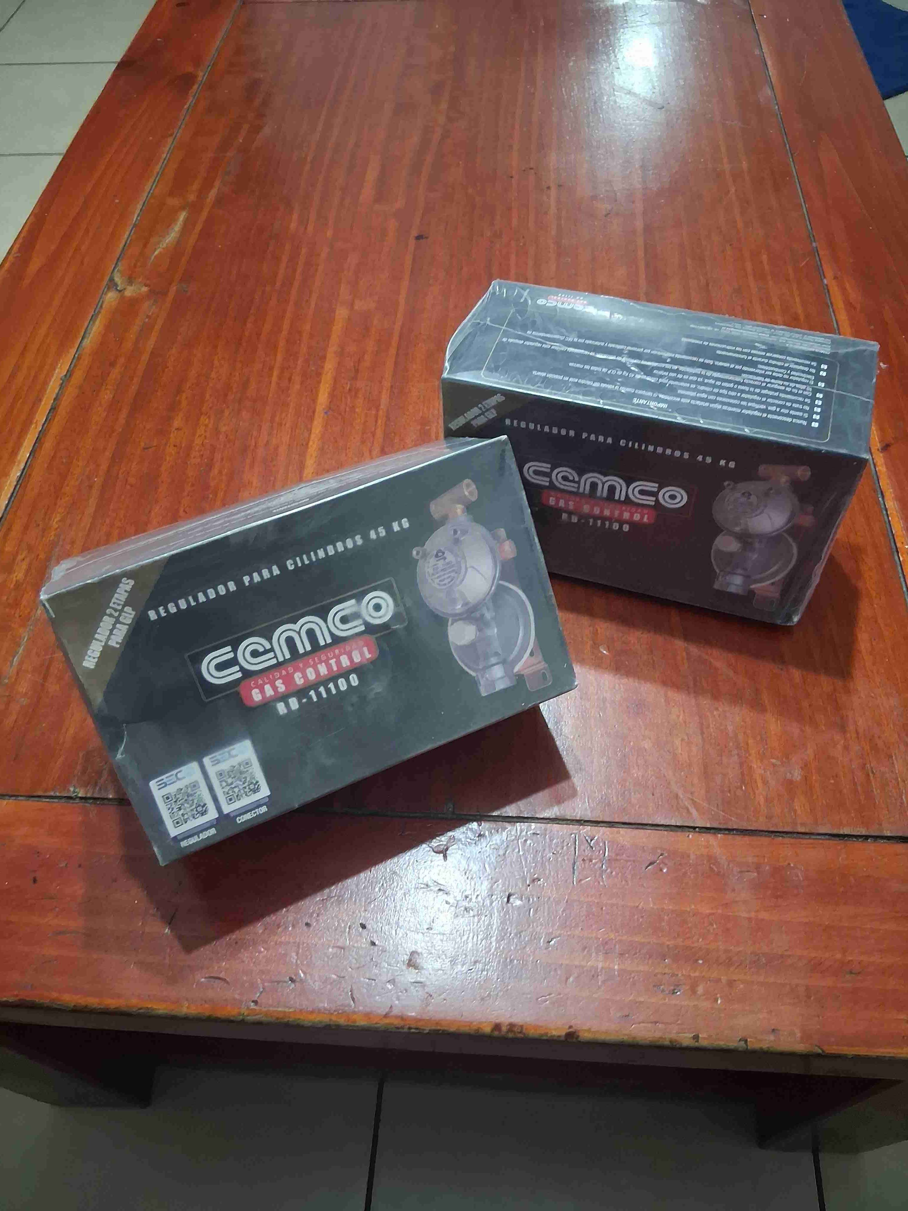 Regulador de gas Cemco 45 kg - miniatura 2