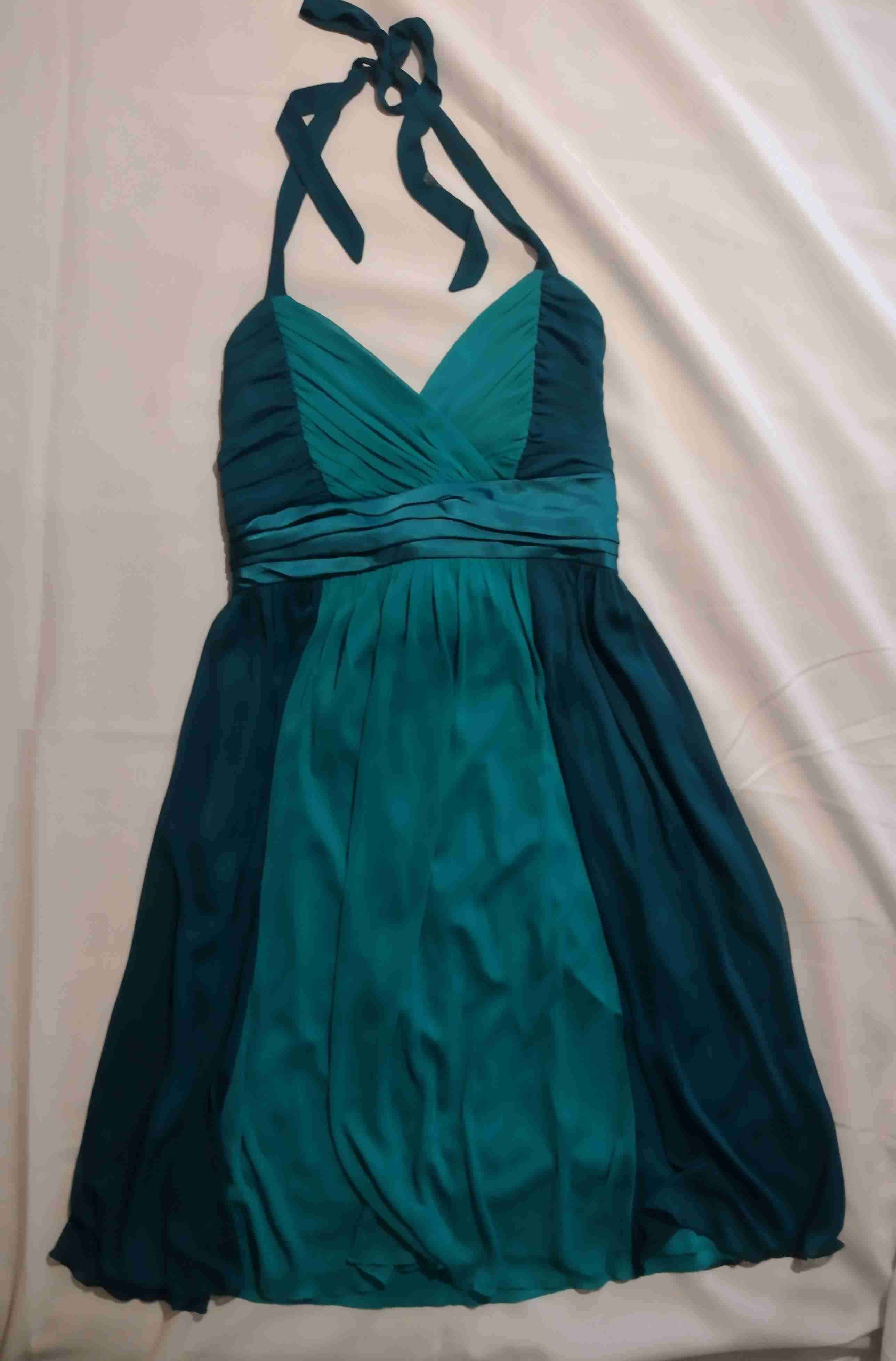 Vestidos de noche negro y verde - miniatura 2